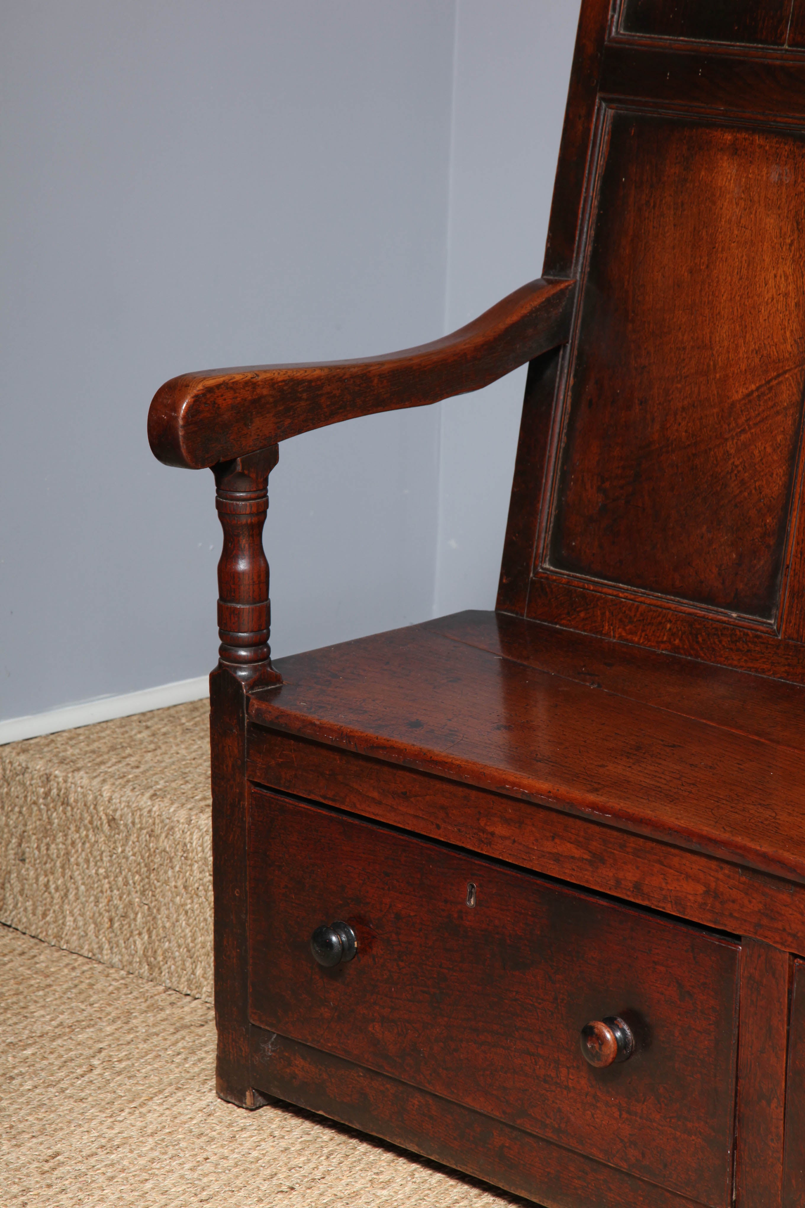 Country Fine English Oak Pub Settle with Tankard Table
