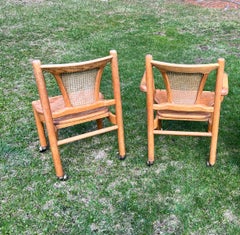 Set of 2 Post Modern Carved & Bent Oak Chairs By Shin-Lee, After Michael Thonet