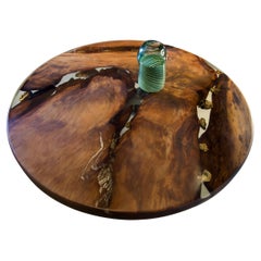 Runder Kauri-Esstisch aus massivem, altem Kauri-Holz