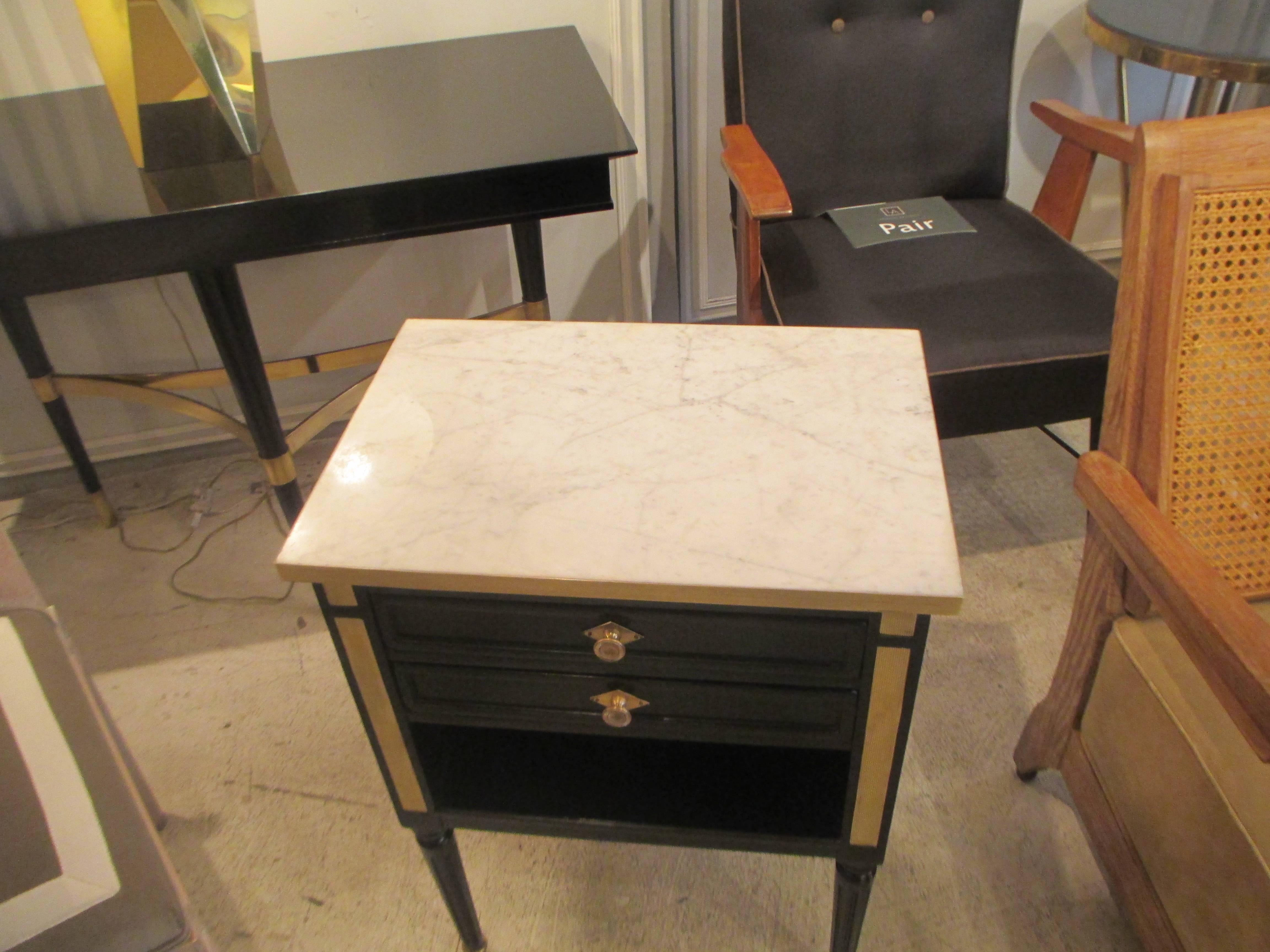 Pair of Ebonized Directoire-Style, Brass-Mounted Nightstands With Marble Top In Excellent Condition In New York, NY