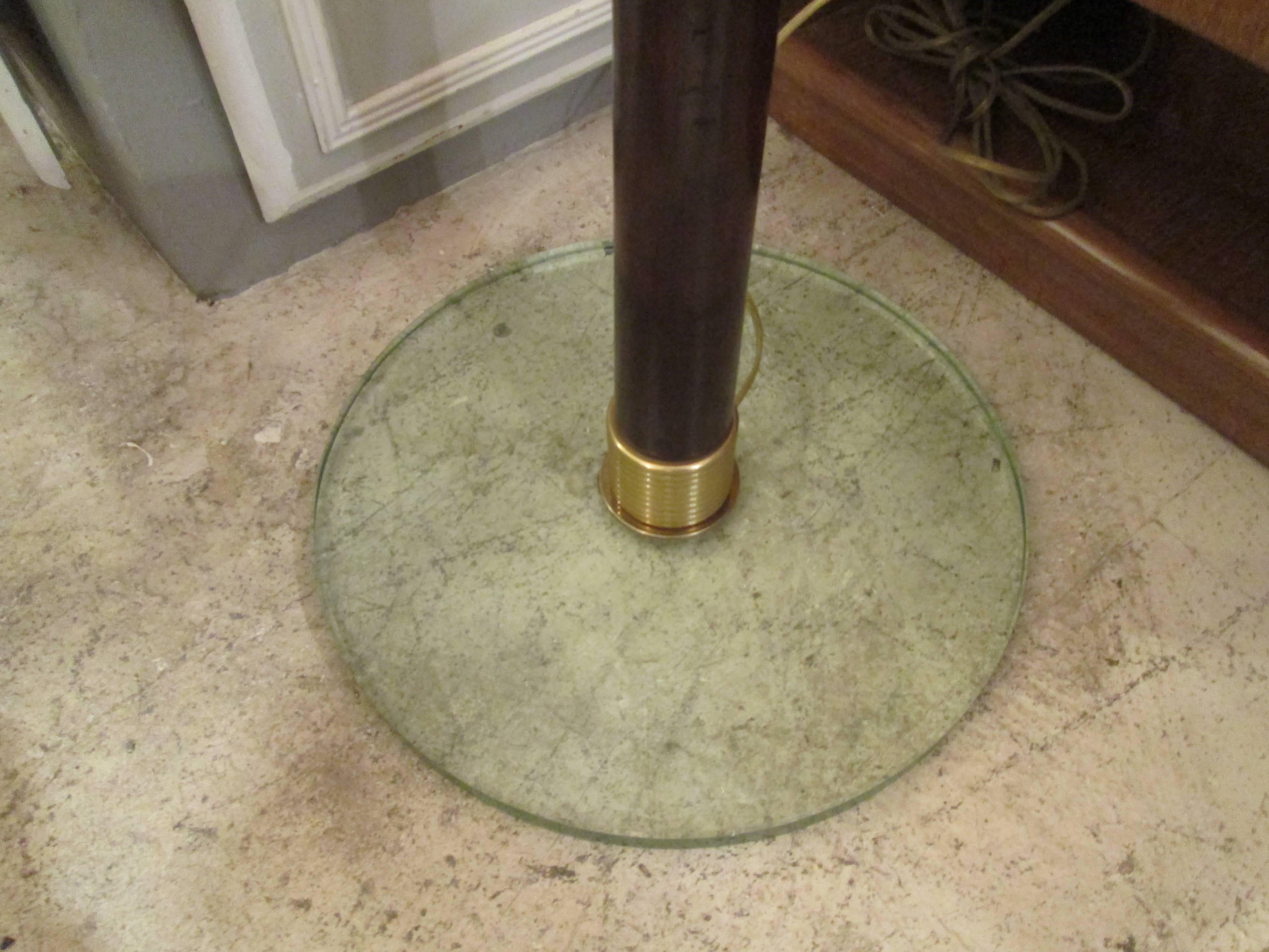 Italian Midcentury Mahogany Floor Lamp with Brass Rings on Glass Base 1