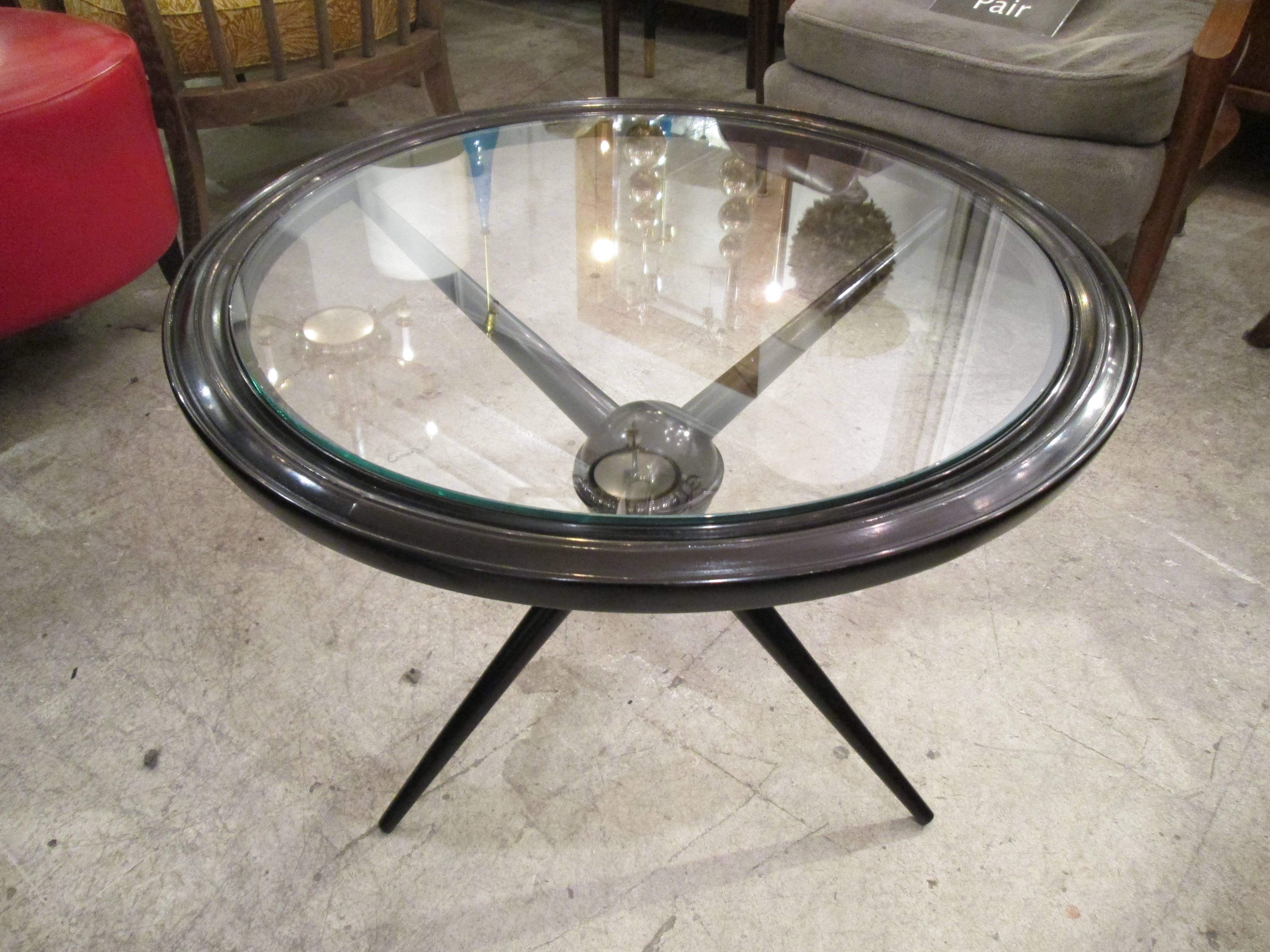 Italian Mid-Century Glass-Top Coffee Table In Excellent Condition In New York, NY