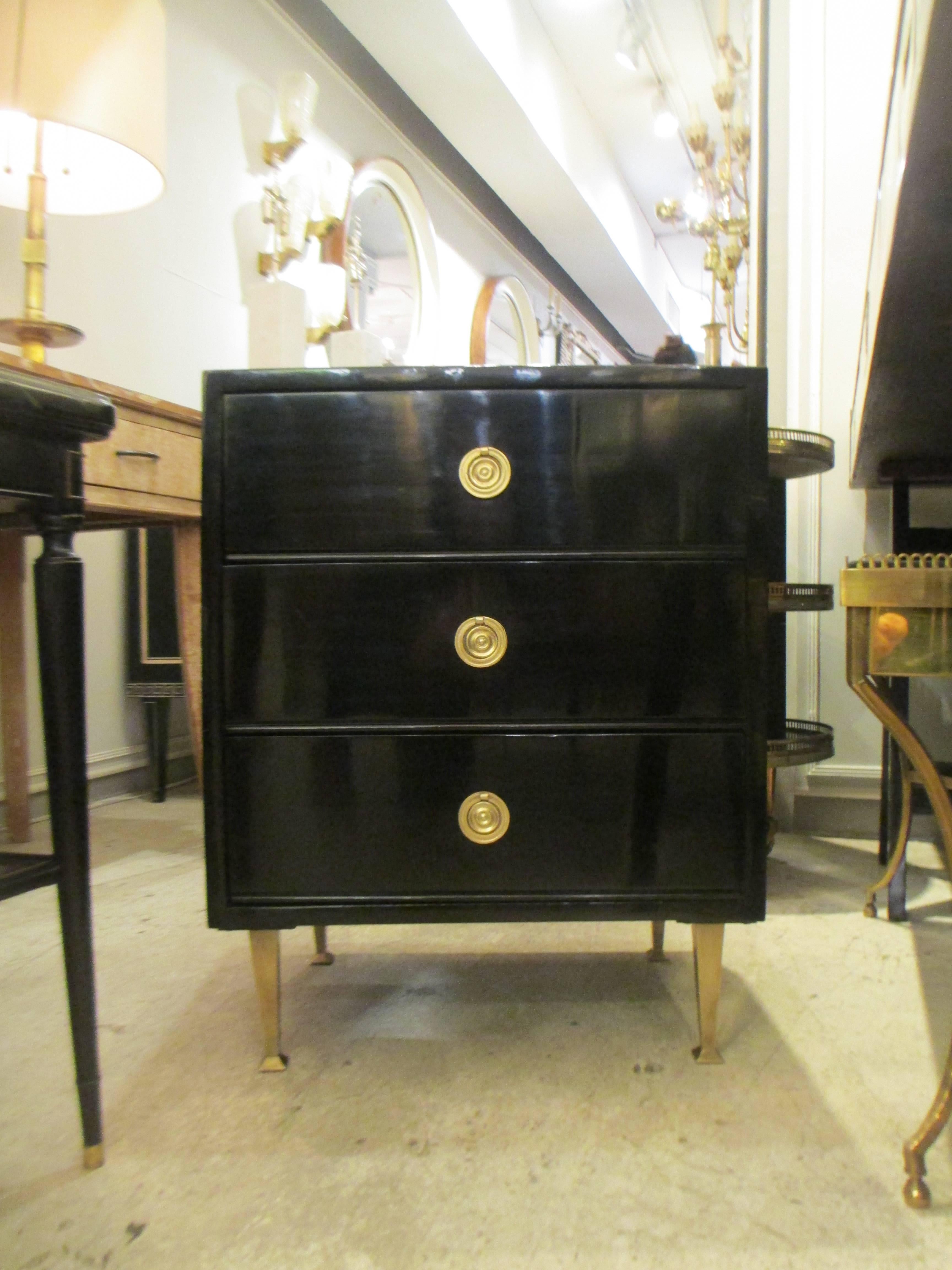 Pair of Mid-Century Lacquered Nightstands in the Neoclassic Manner 1