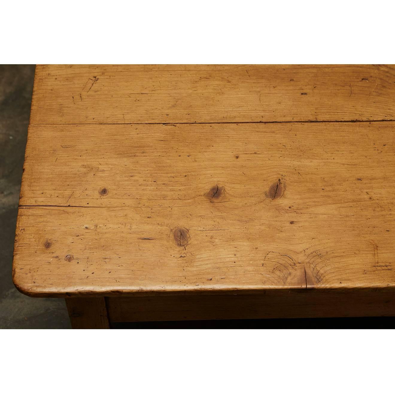 antique english pine coffee table