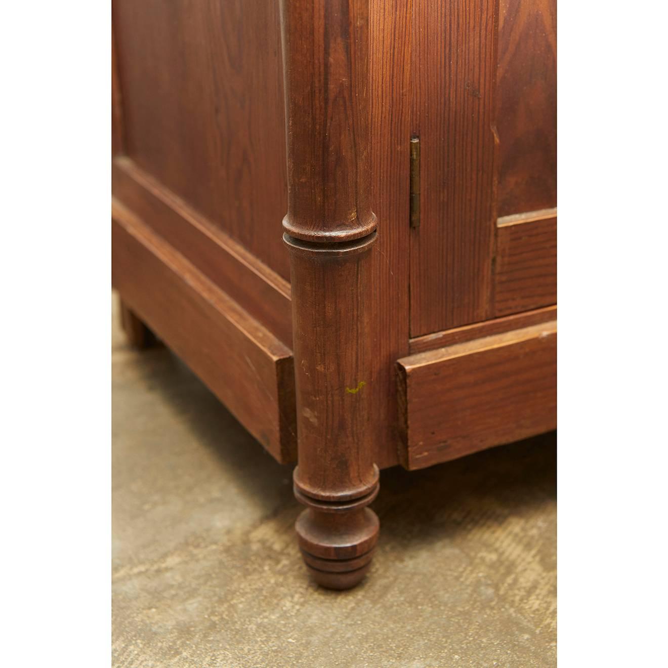 Pine Victorian Faux Bamboo Nightstand For Sale