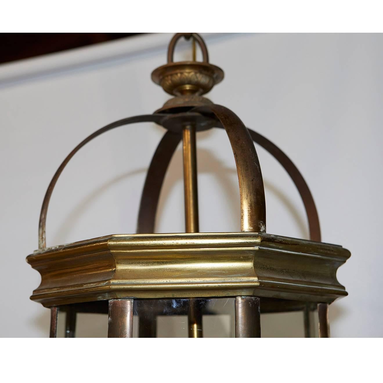 Pair of English Lantern Hanging Lamps In Good Condition For Sale In Culver City, CA