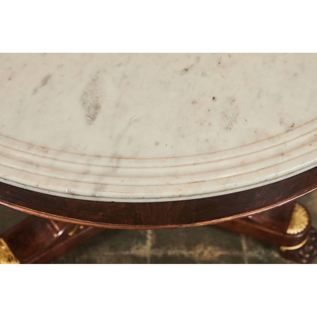 French Marble and Parcel-Gilt Table de Milieu In Good Condition For Sale In Culver City, CA