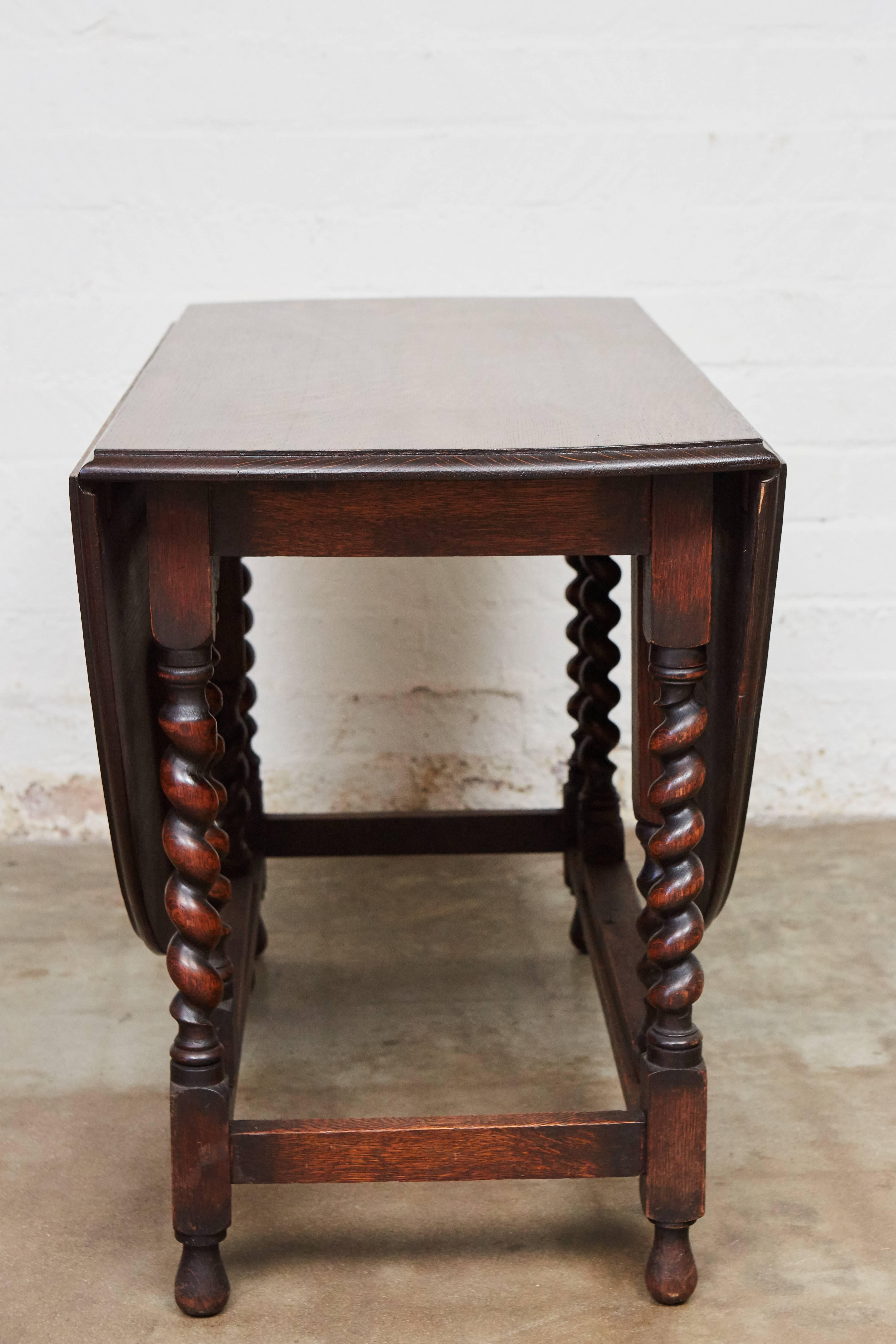 Woodwork English Oak Gateleg Table