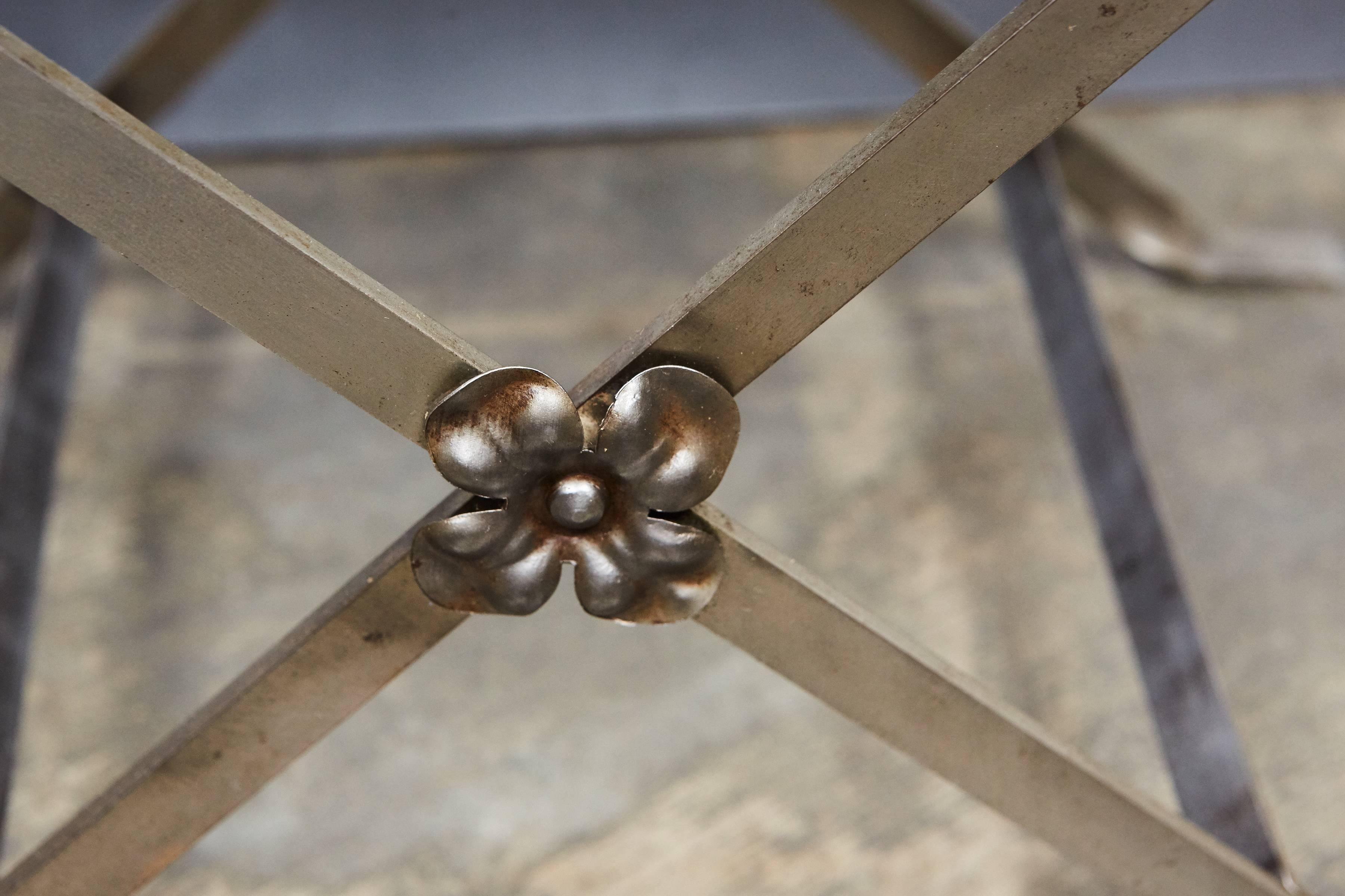 1920s Metal Stool In Good Condition For Sale In Culver City, CA