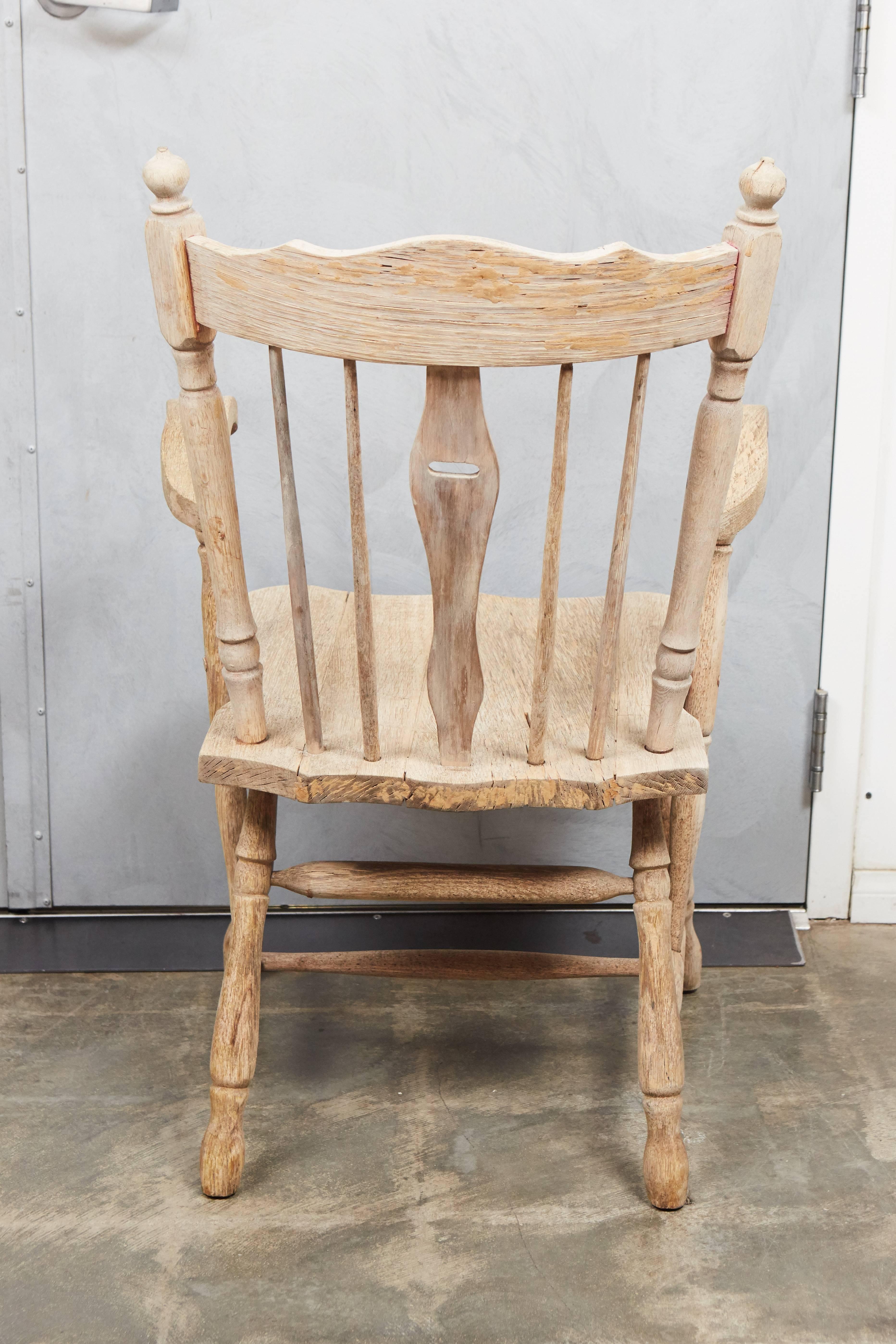 19th Century Pair of English Oak Armchairs For Sale