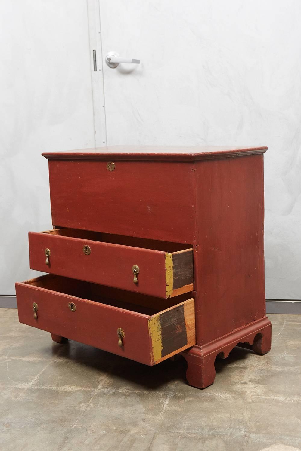 19th Century English Blanket Box with Two Drawers In Good Condition In Culver City, CA