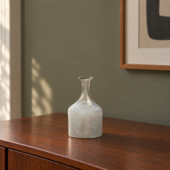 Vase en verre d'art suédois de la collection de l'artiste Bertil Vallien Boda, signé