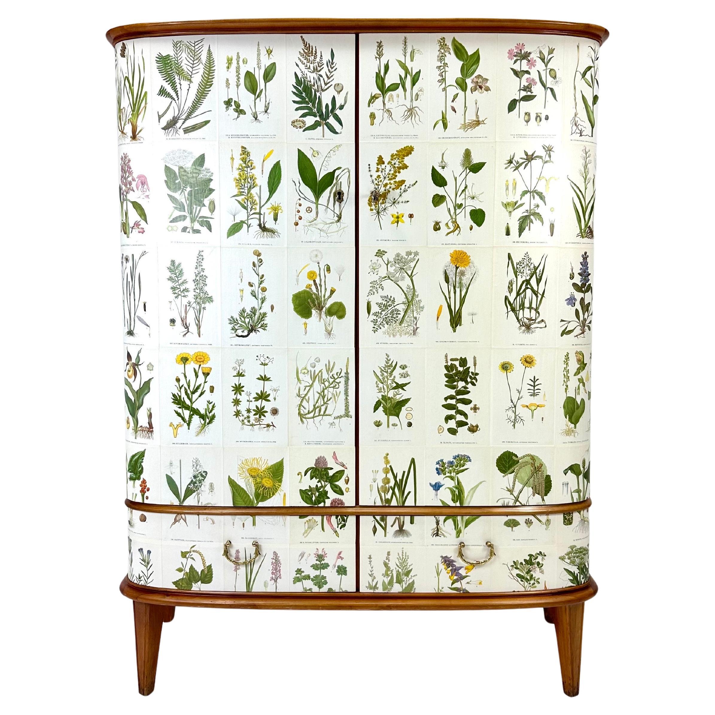 Mobile svedese degli anni '50 con illustrazioni di Nordens Flora