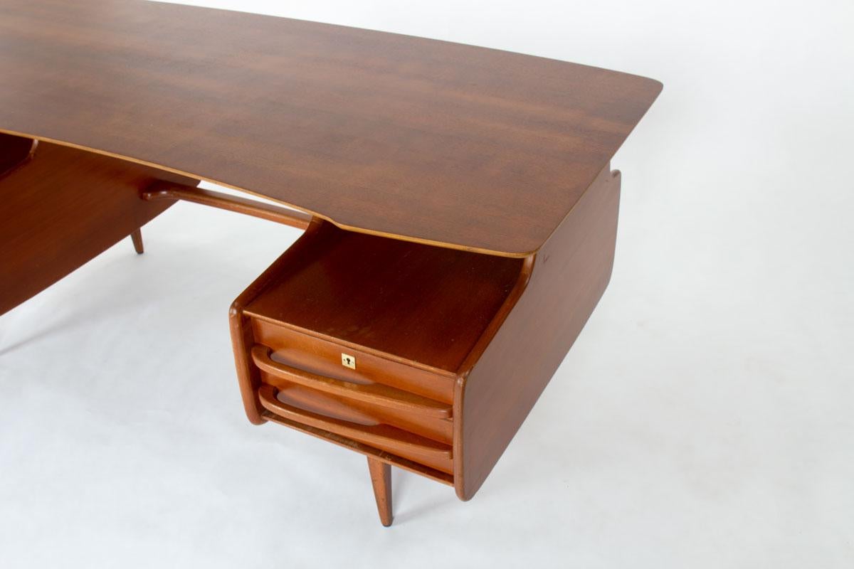 Jacques Hauville Executive Desk in Mahogany, 1950s – Bema Edition For Sale 4