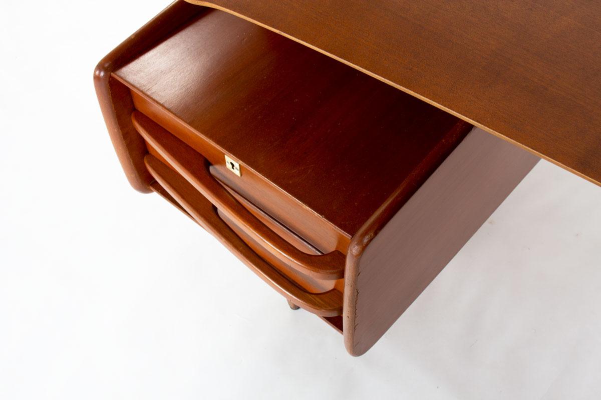 Jacques Hauville Executive Desk in Mahogany, 1950s – Bema Edition For Sale 5