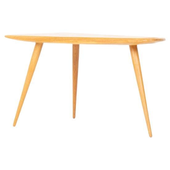 Pierre Cruege Model 44 Tripod Coffee Table in Solid Oak, France, 1950s For Sale