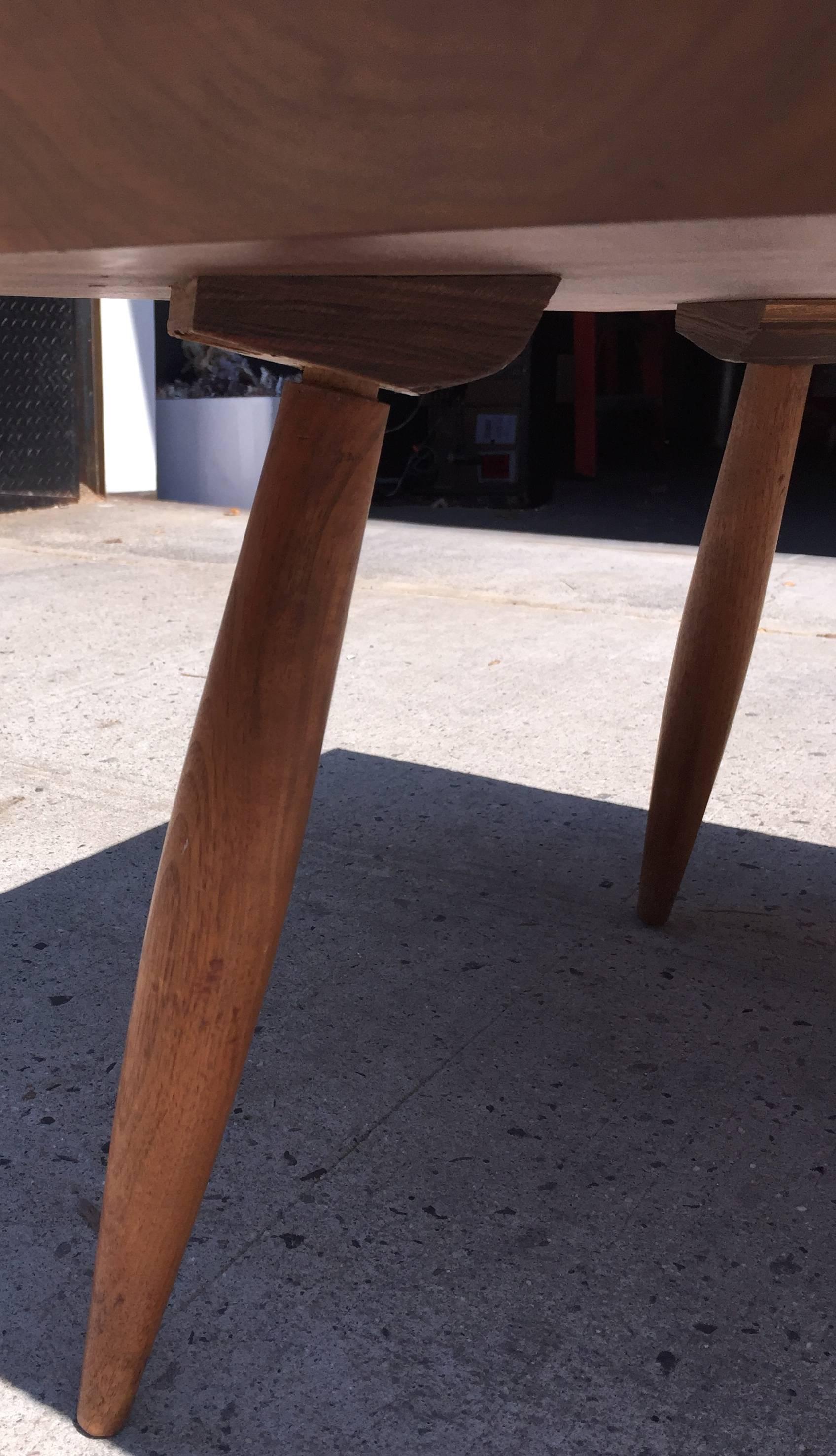 New Hope Black Walnut Studio Cocktail Table In Excellent Condition In Brooklyn, NY