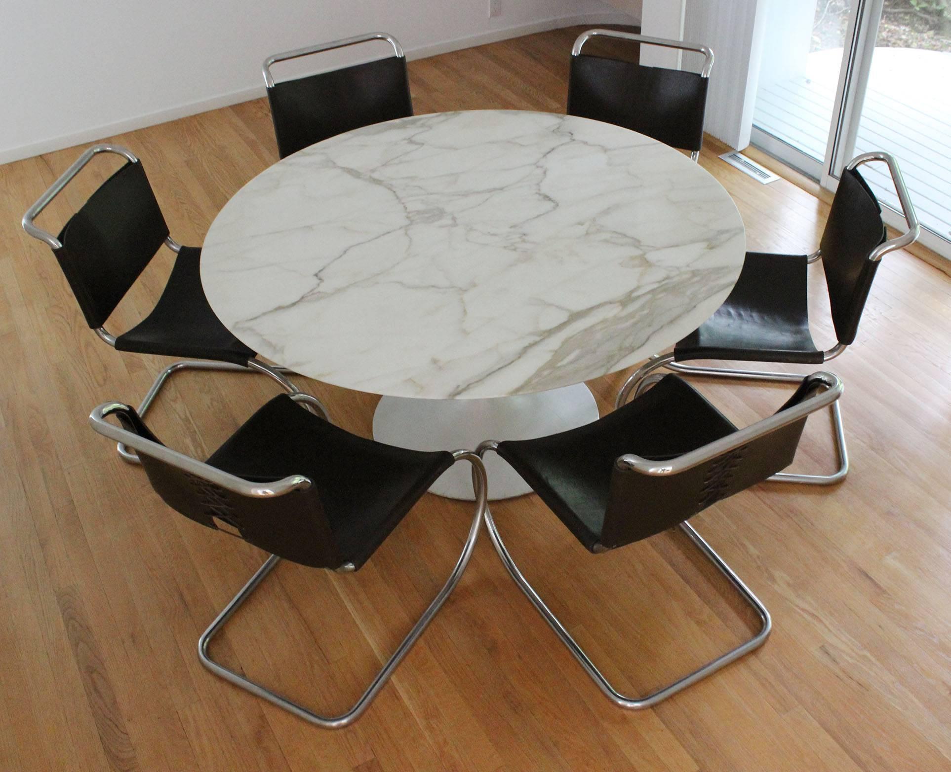 Saarinen Marble-Top Table In Excellent Condition In Southampton, NY