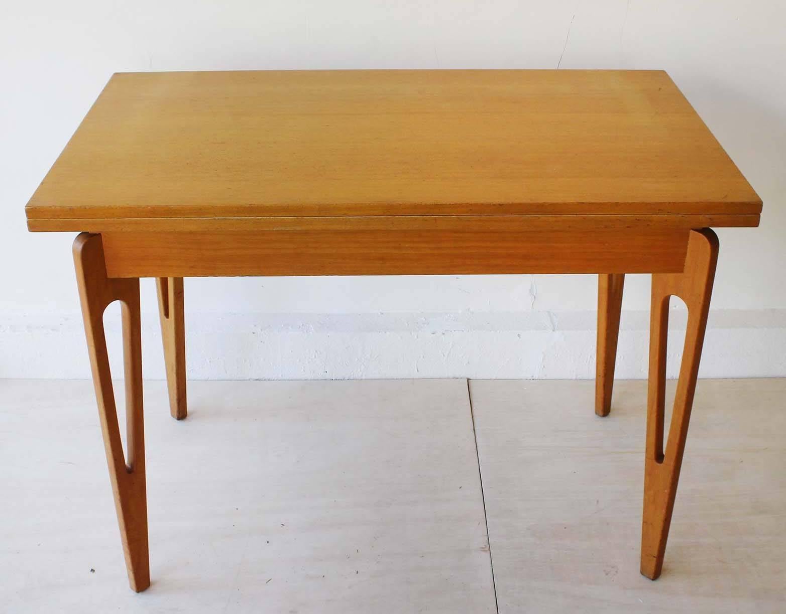 Mid-Century Modern American Extending Table For Sale