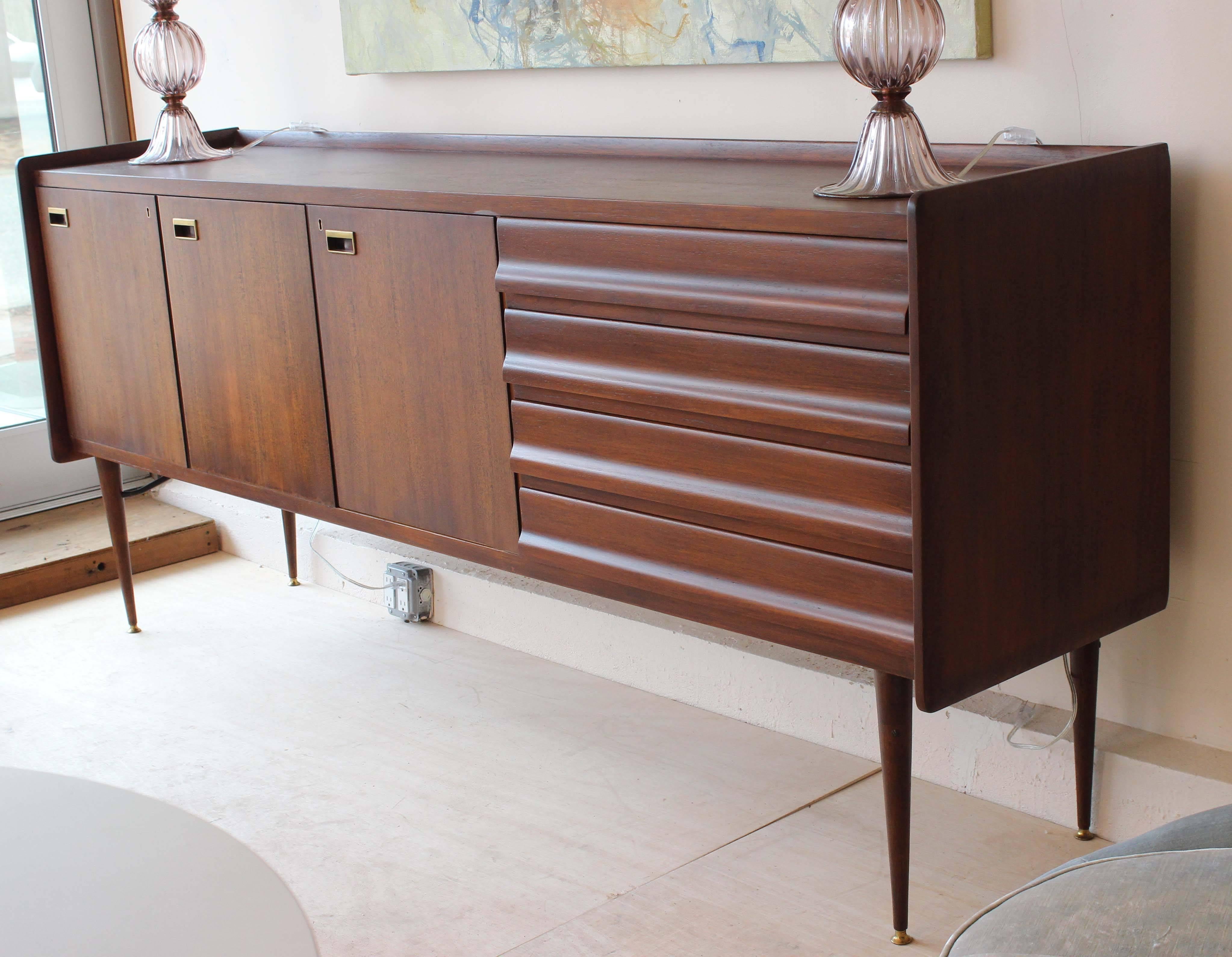 Italian Sideboard In Good Condition For Sale In Southampton, NY