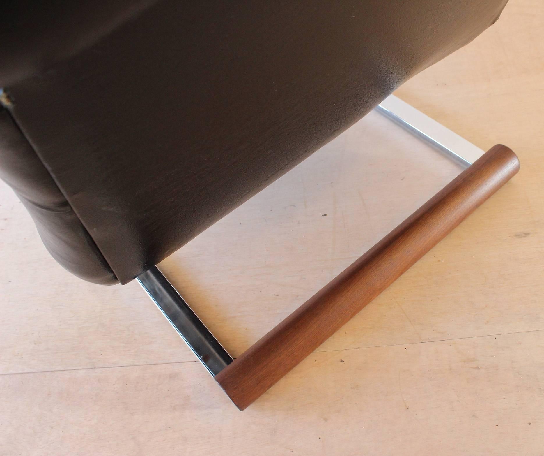 Metal Milo Baughman Slipper Chair For Sale