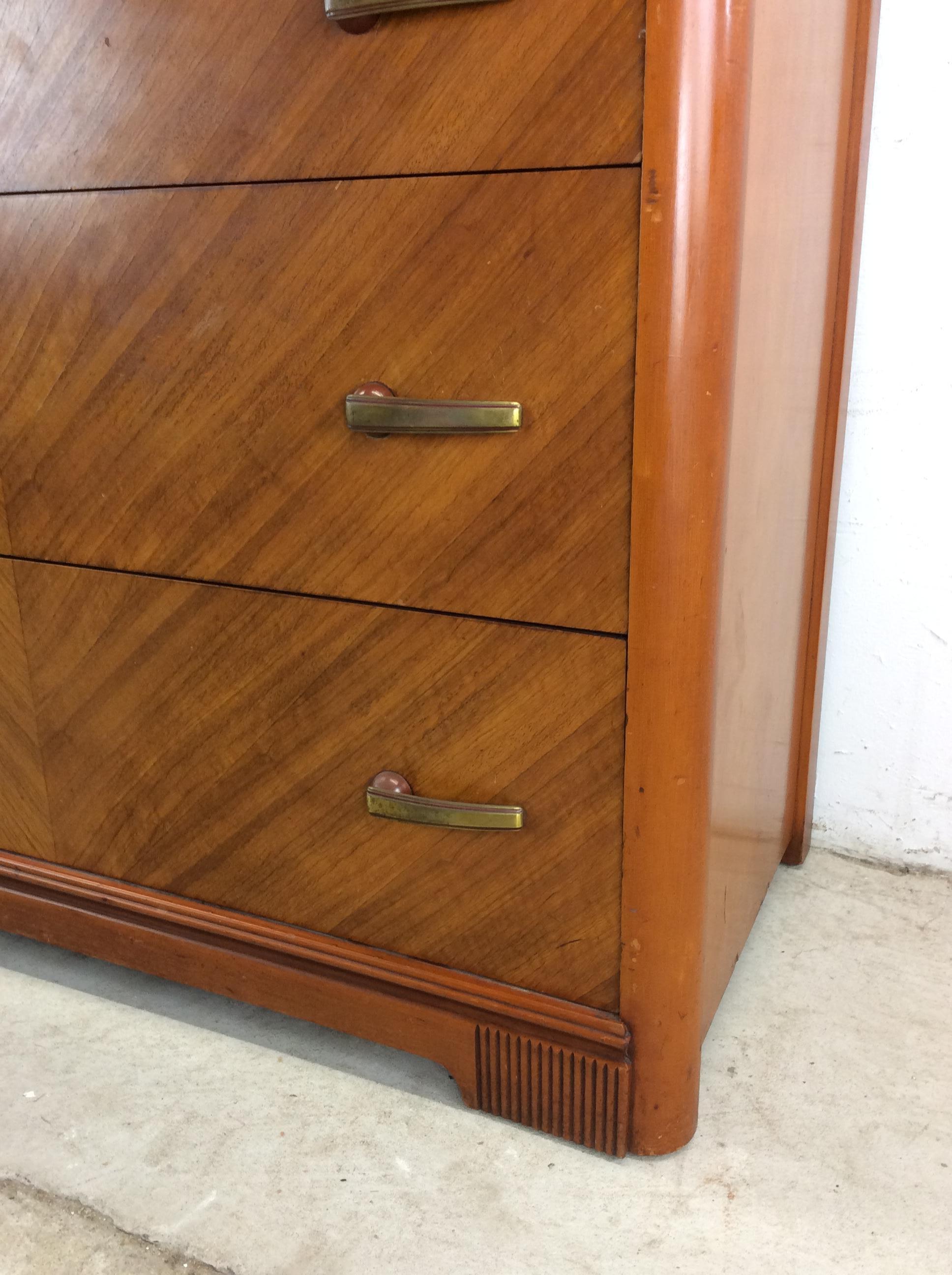 Art Deco Three Drawer Chest with Mounted Mirror For Sale 1