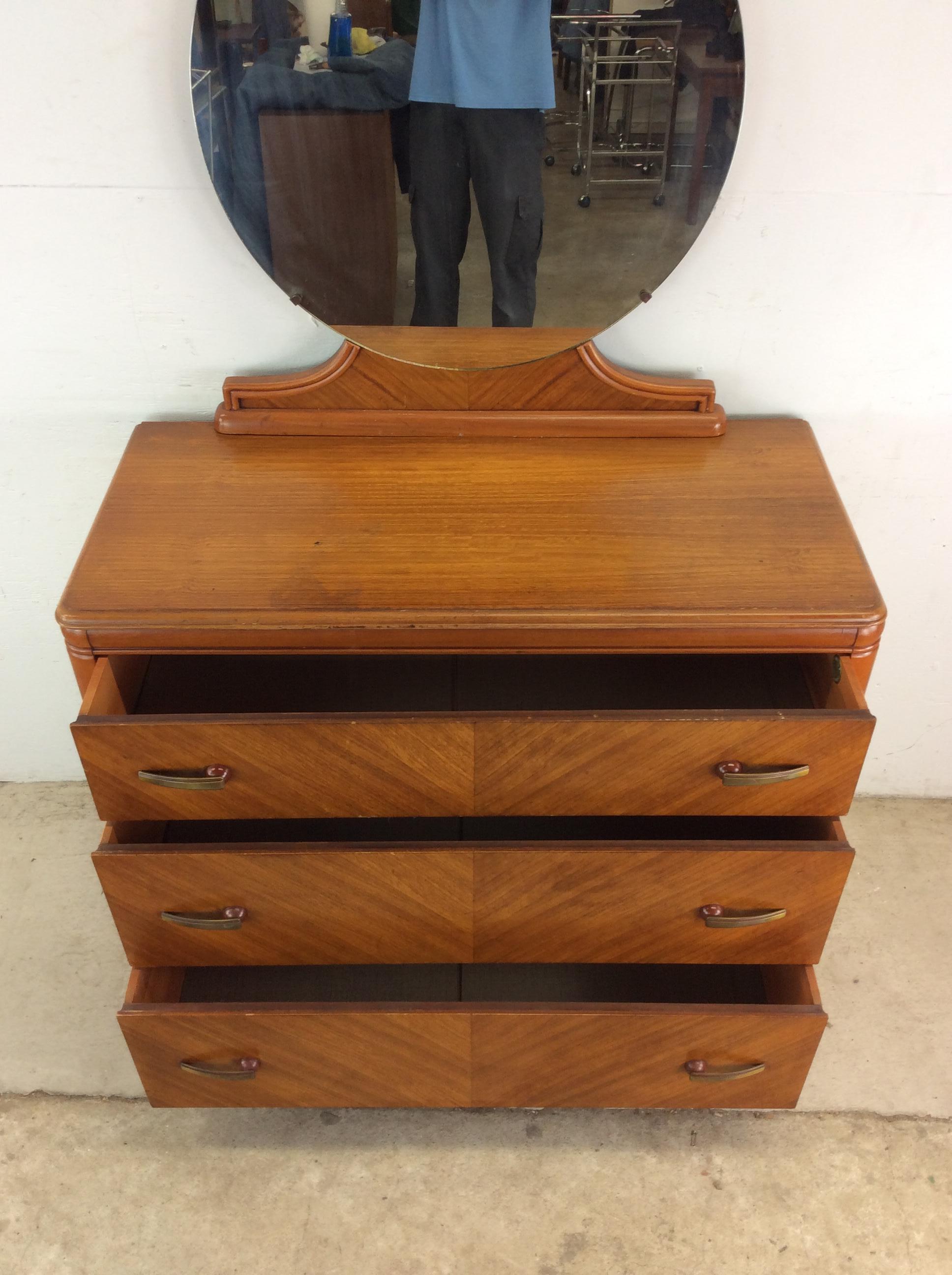 Art Deco Three Drawer Chest with Mounted Mirror For Sale 9