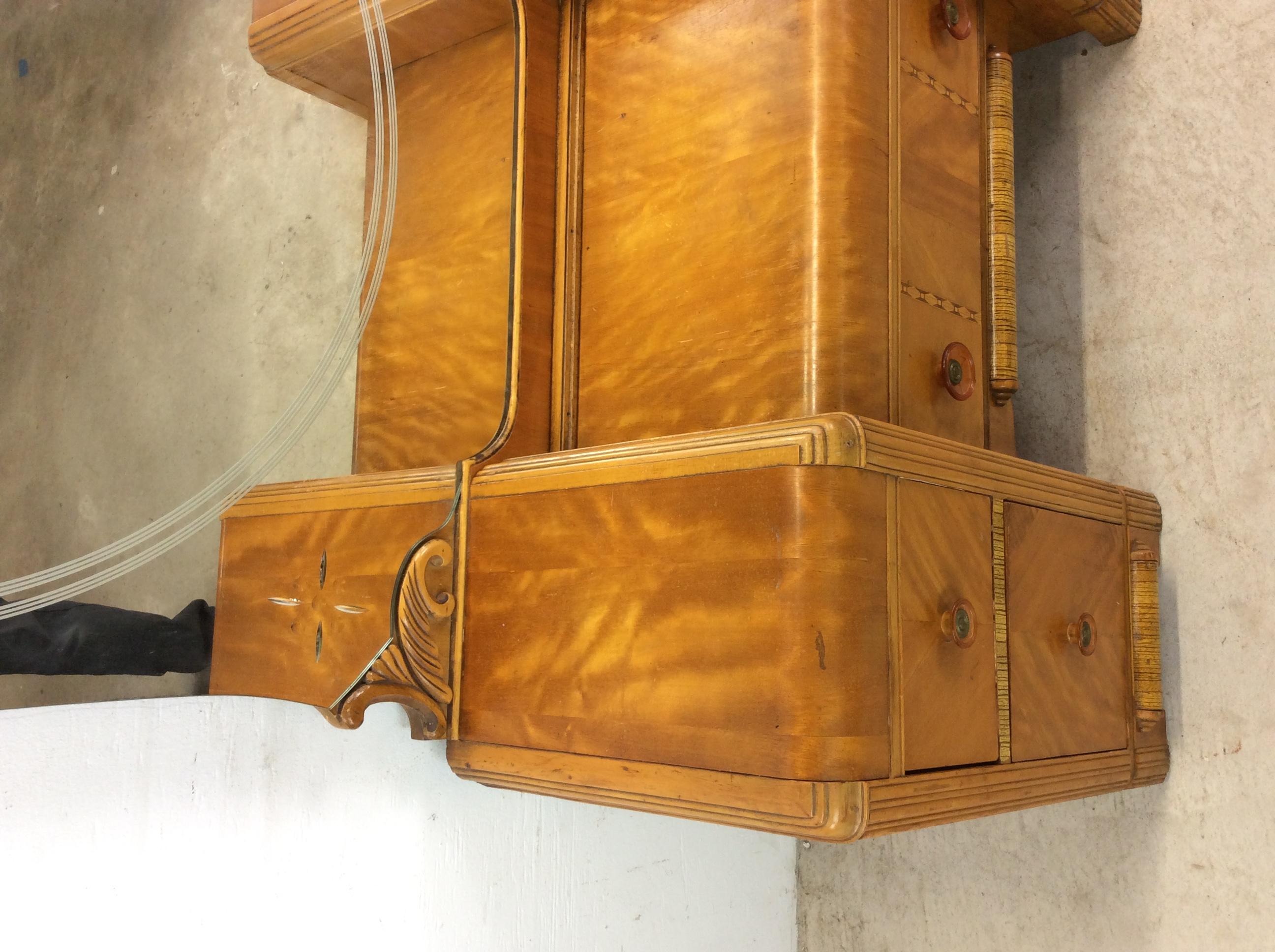 Art Deco Waterfall Vanity with Mirror & Matching Stool In Good Condition For Sale In Freehold, NJ