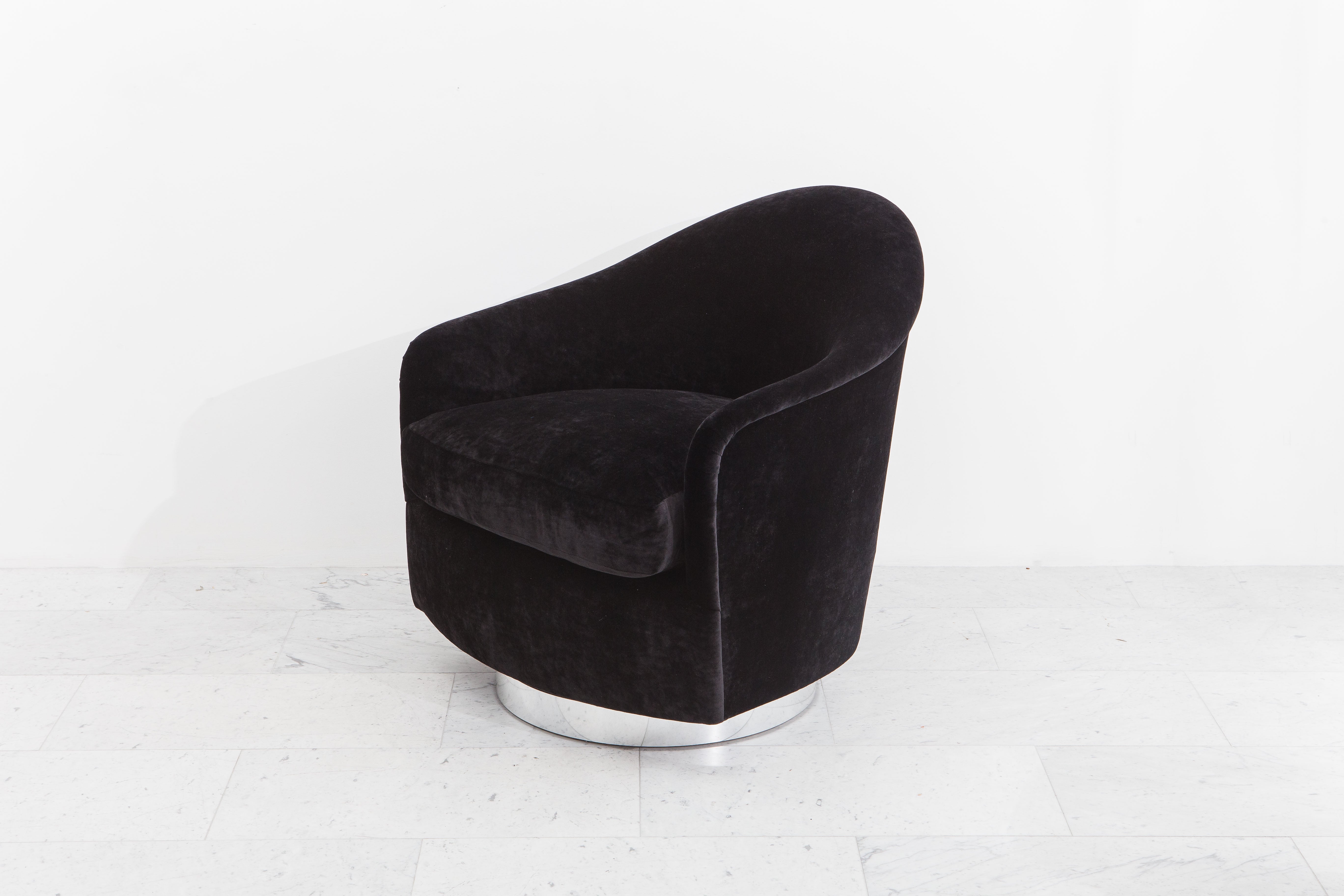 Milo Baughman Black Velvet Swivel Chair And Ottoman Usa 1970s At 1stdibs