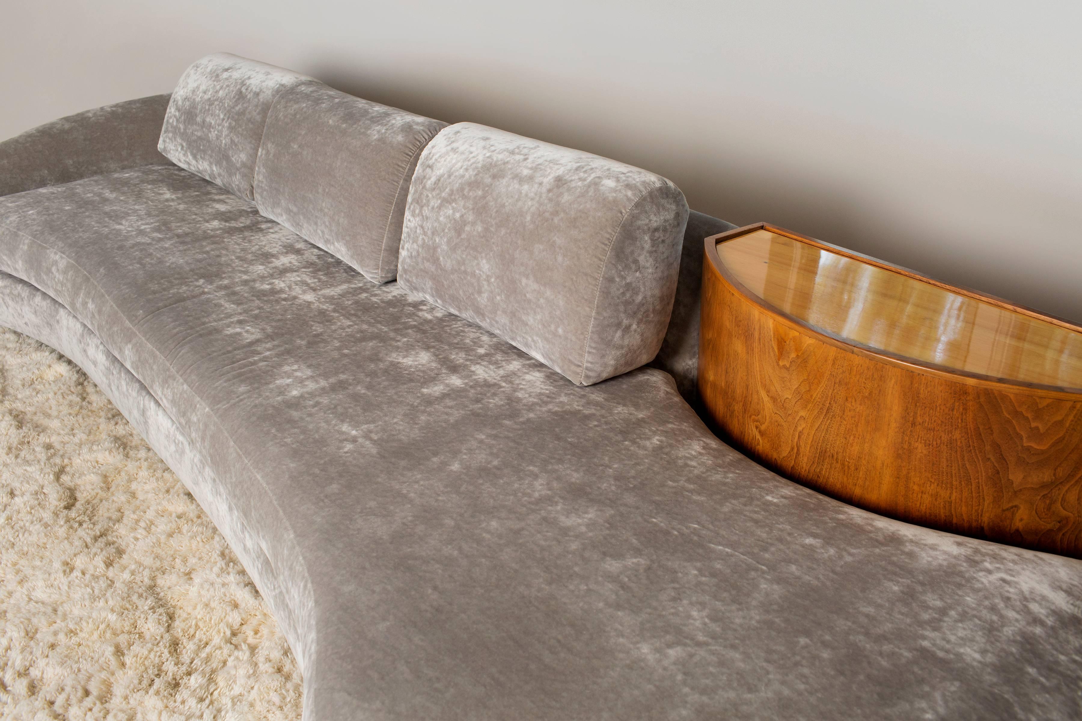 American Serpentine Sofa with Demilune Table, USA, 1970s