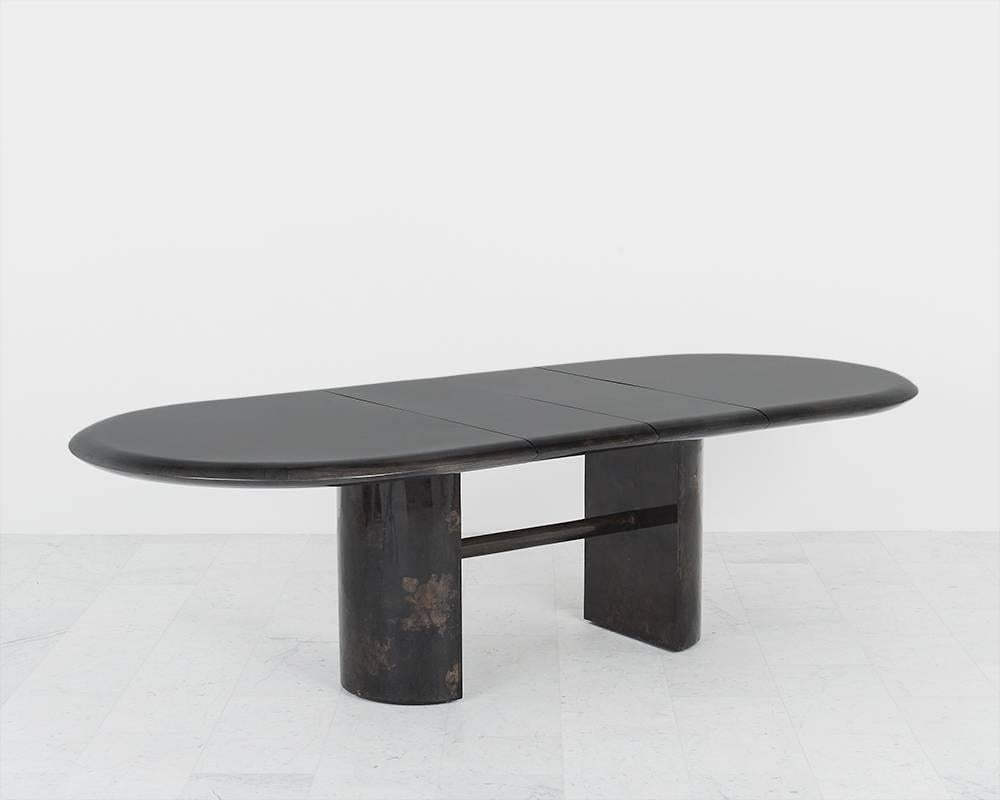 Aldo Tura, Lacquered Parchment Dining Table, Italy, 1970s In Excellent Condition In New York, NY