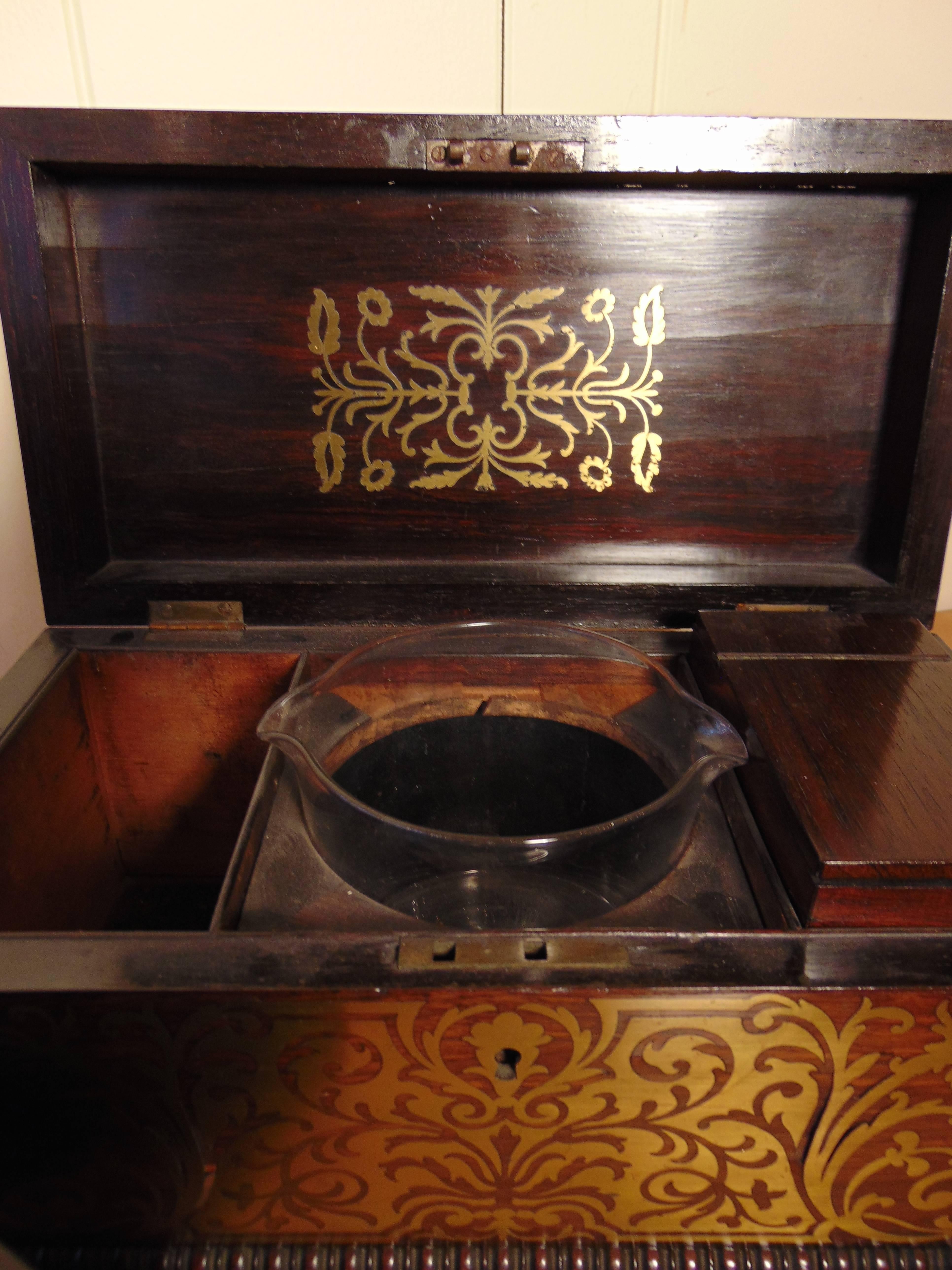 19th Century English Boulle Tea Caddy In Excellent Condition In Hudson, NY