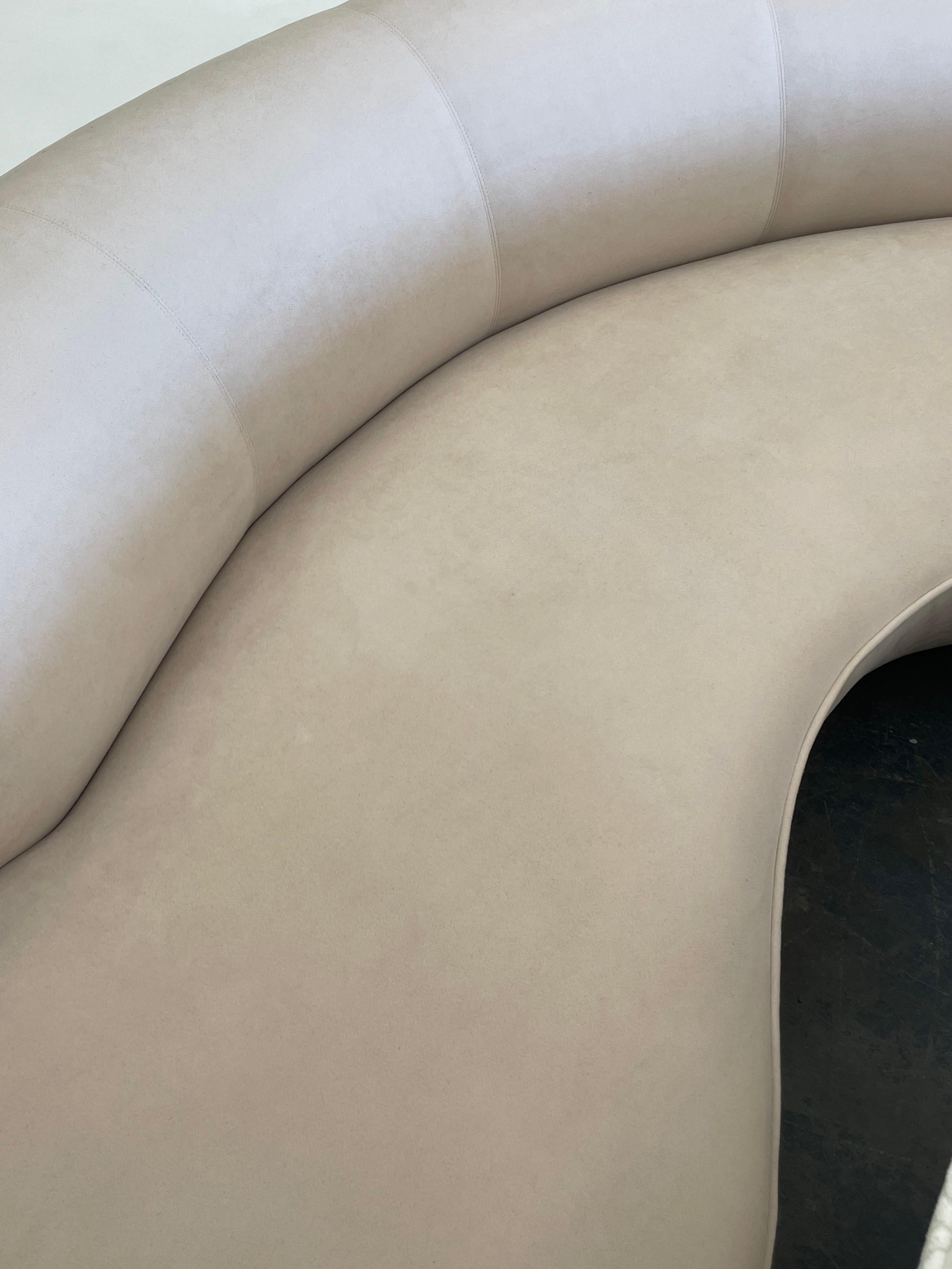 20th Century Vladimir Kagan for Directional Serpentine Sofa, Organic Modernist