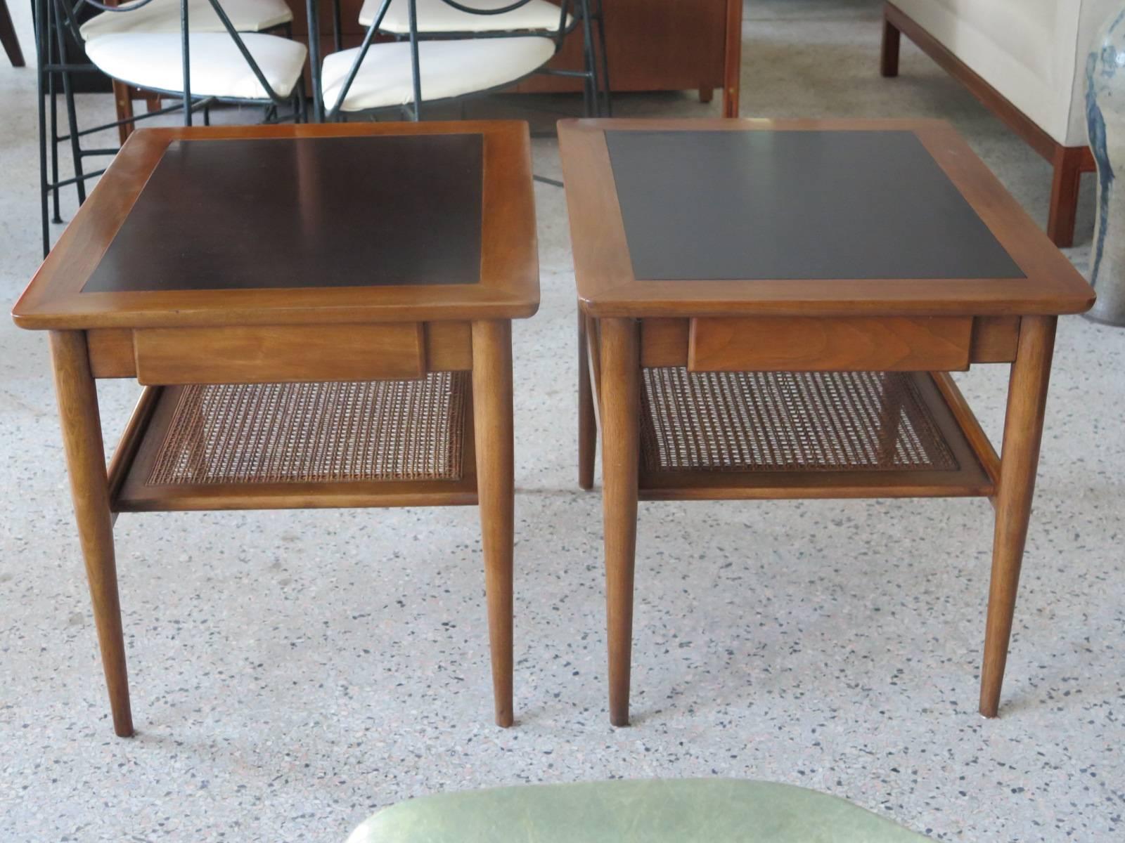Modern A Pair of American of Martinsville Occasional Tables with Caned Shelf For Sale