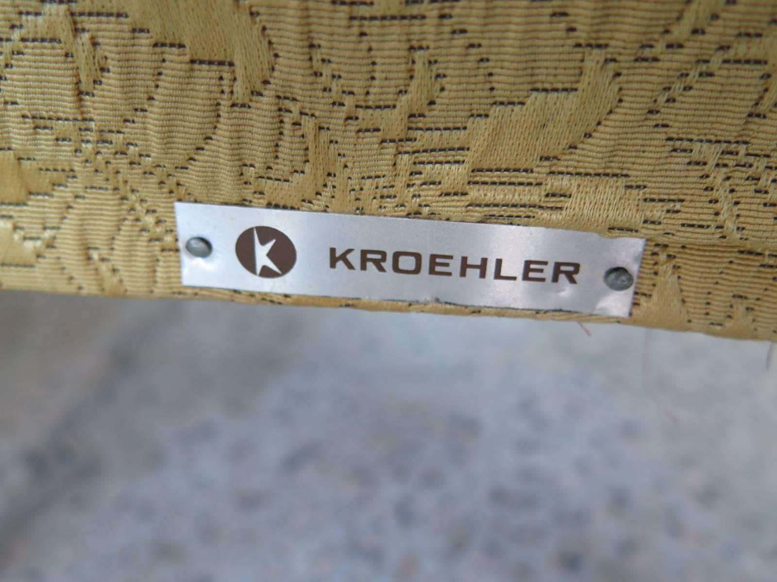 Acajou Paire de chaises pantoufles classiques de Kroehler en vente