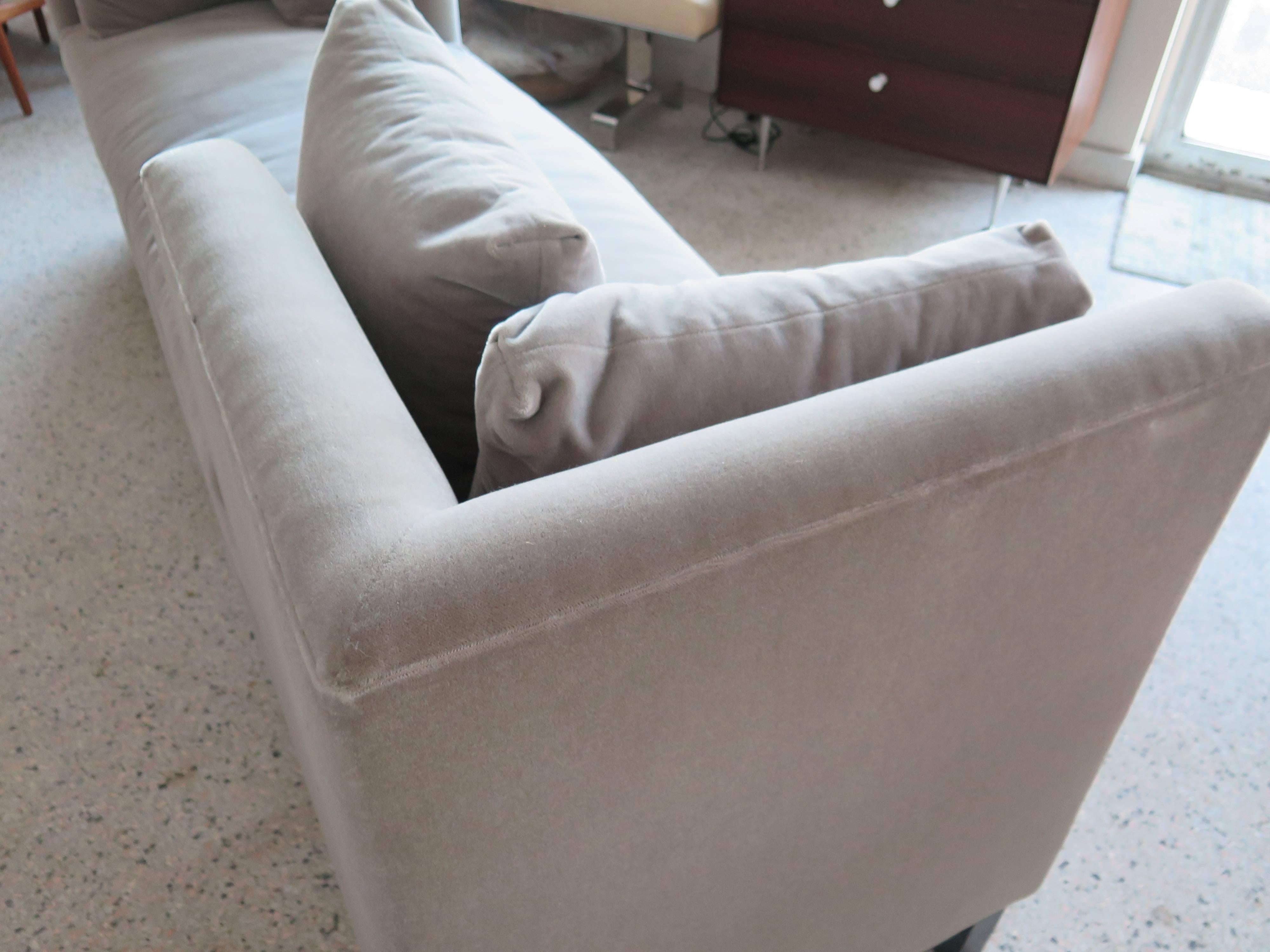 Mid-Century Modern Harvey Probber Tete-A-Tete Sofa