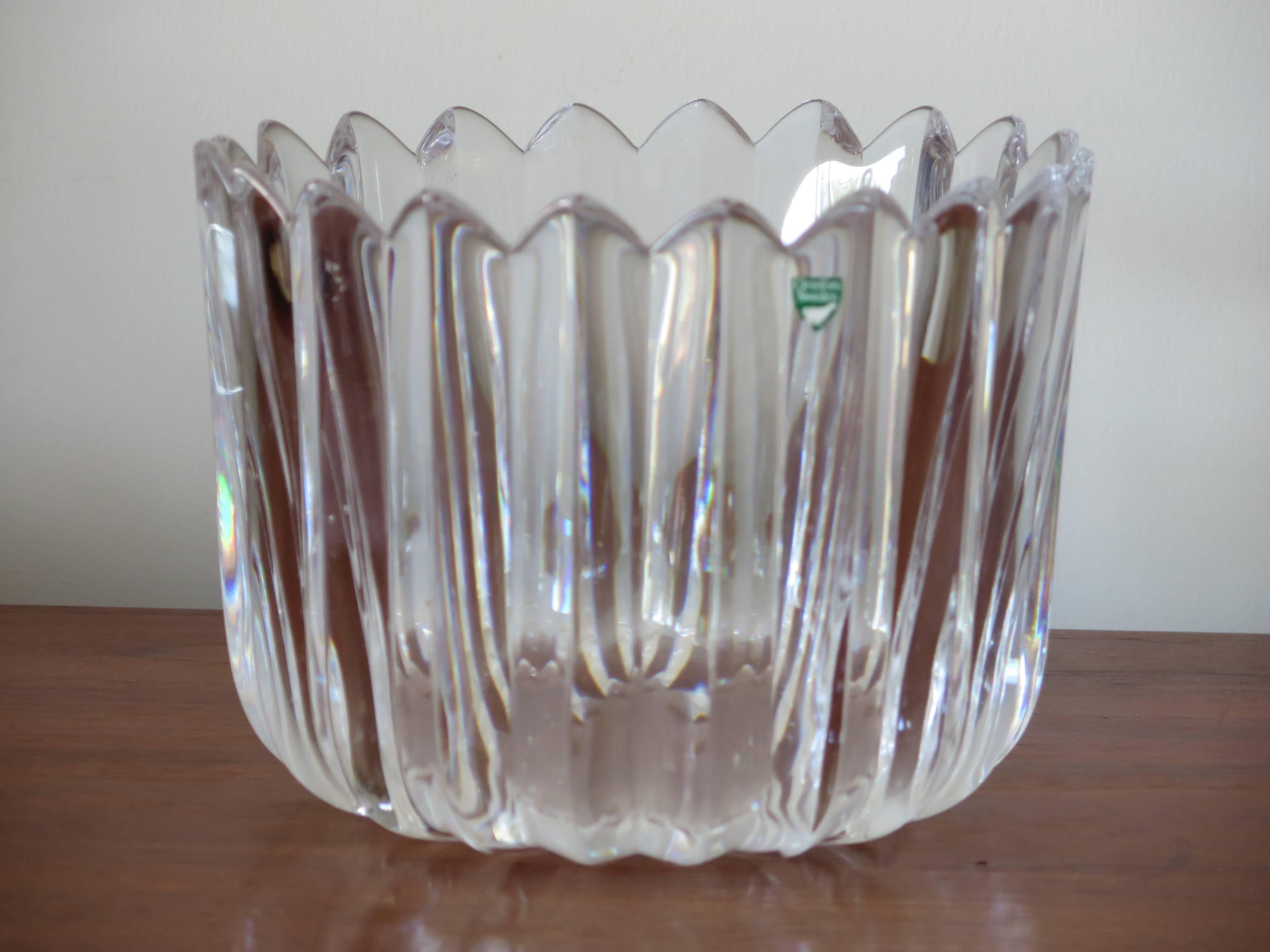Schwere Kristallschale „Crown“ von Orrefors (Ende des 20. Jahrhunderts) im Angebot