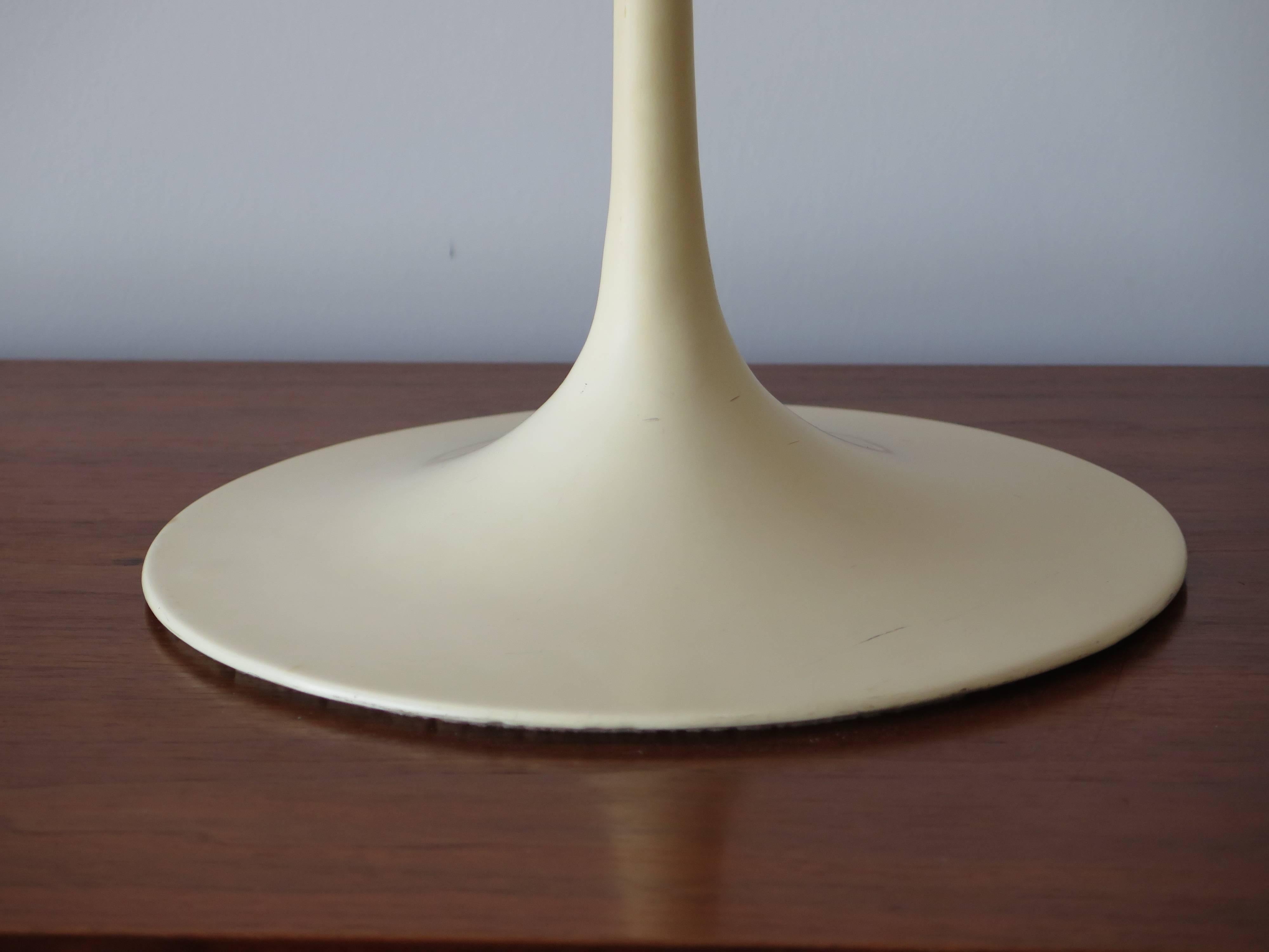 American Saarinen Knoll Elliptical Table Walnut