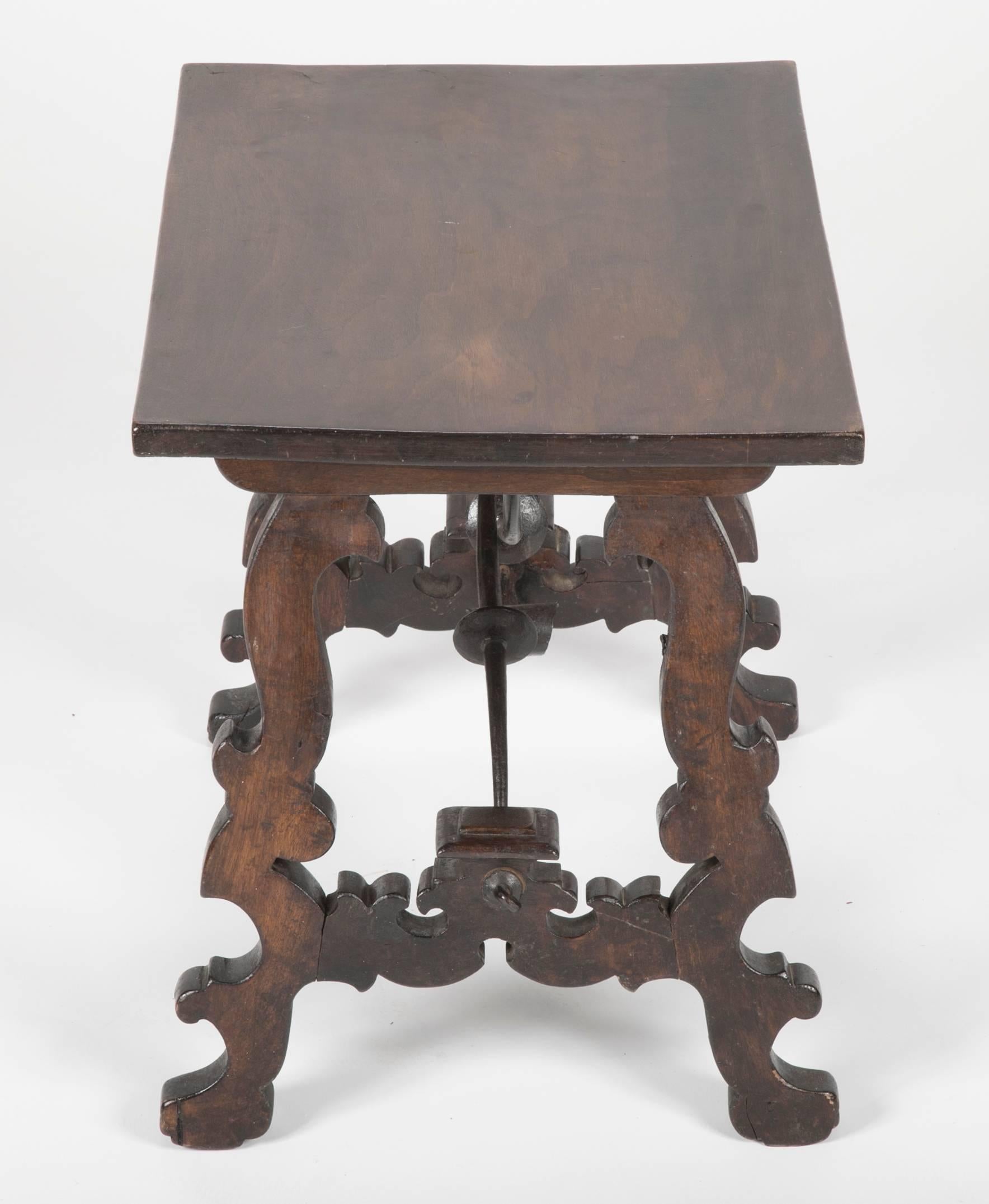 19th Century Spanish Baroque Style Walnut Side Table with Iron Stretchers In Good Condition In Stamford, CT