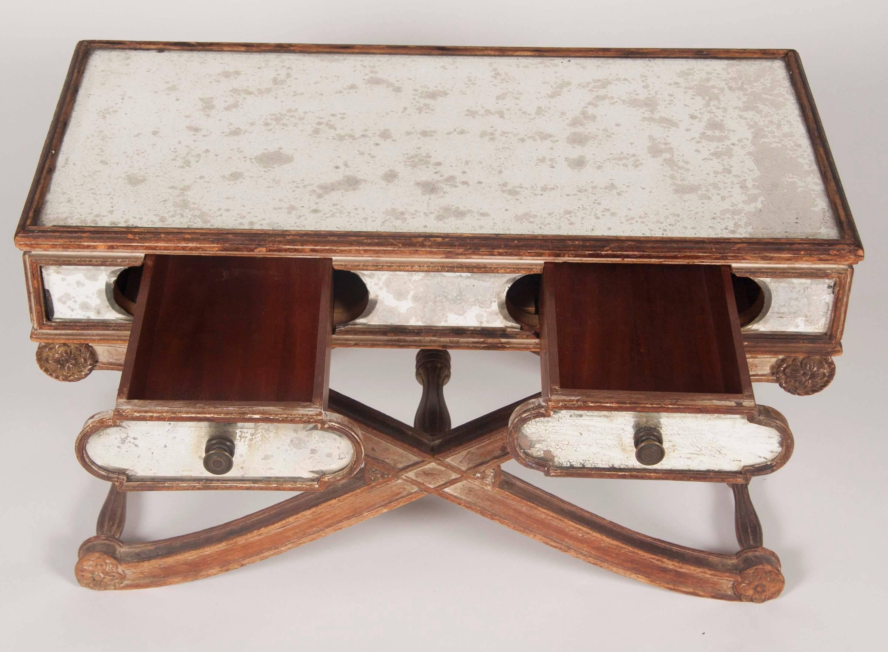 Italian Mid-20th Century Cerused Wood Mirrored Coffee Table with X-form Base For Sale 2