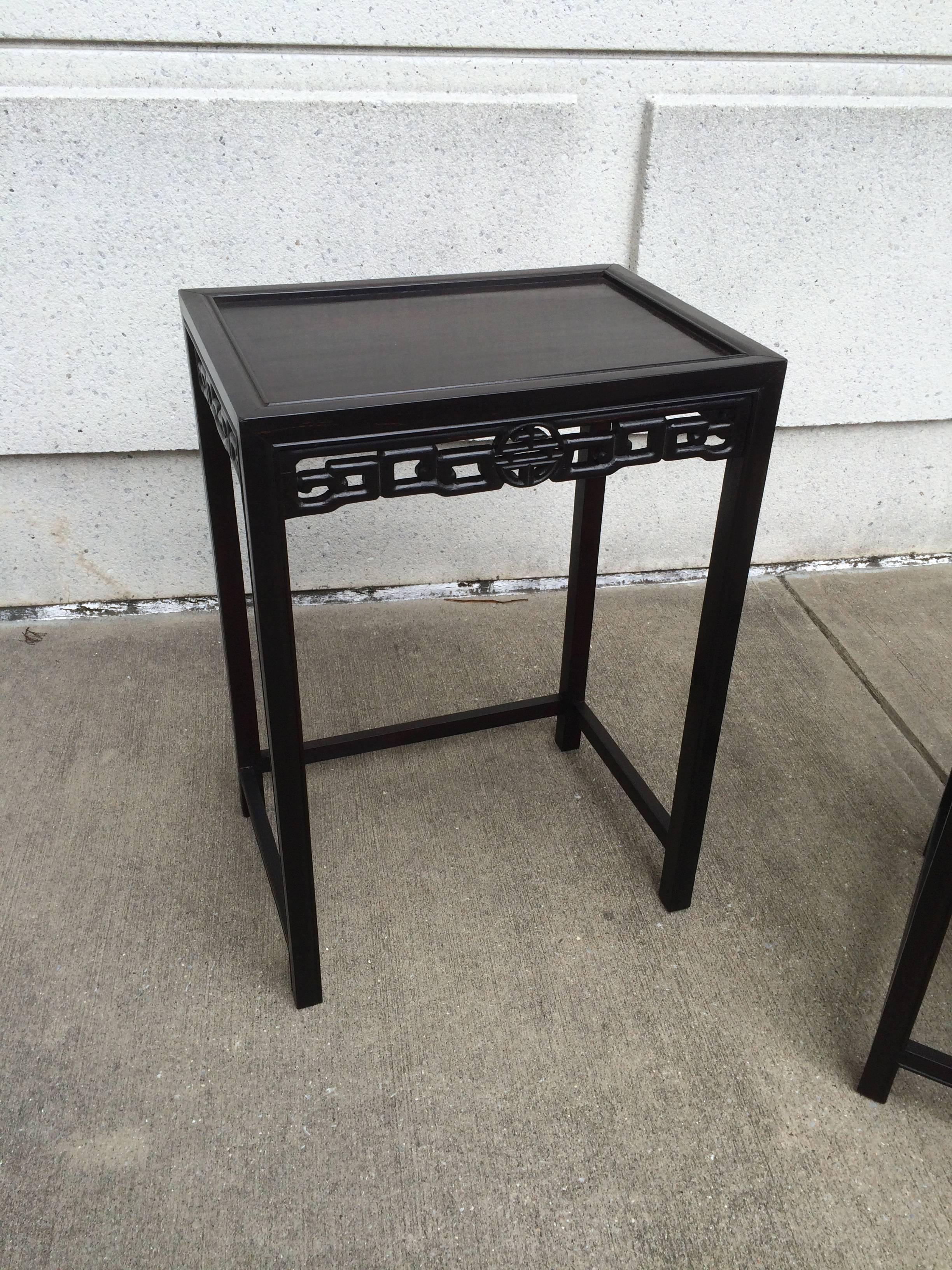 Chinese Export Ebonized Nesting Tables, circa 1900 In Good Condition For Sale In Stamford, CT