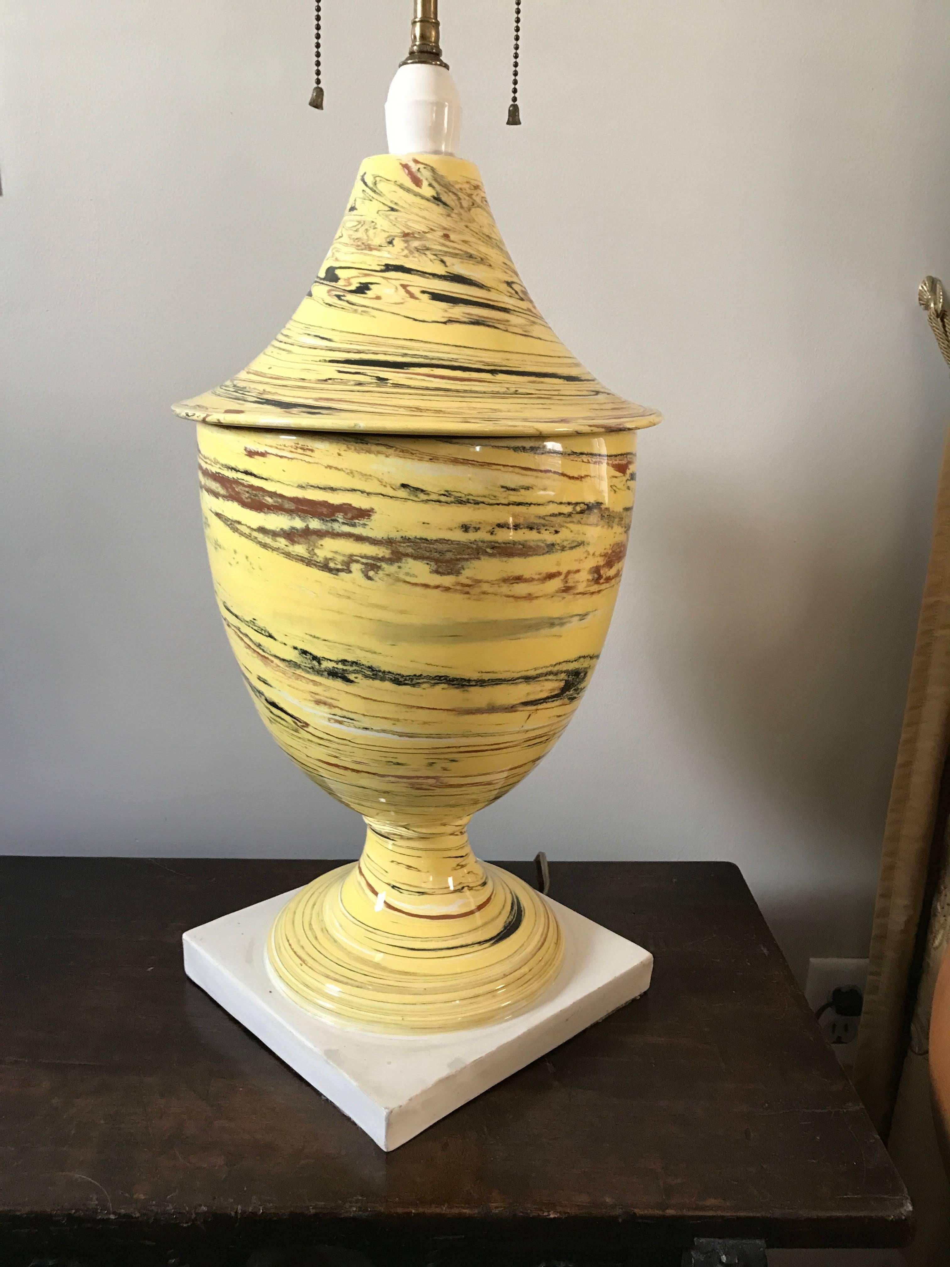 Italian Yellow Agateware Urn Form Pottery Lamp In Excellent Condition In Stamford, CT