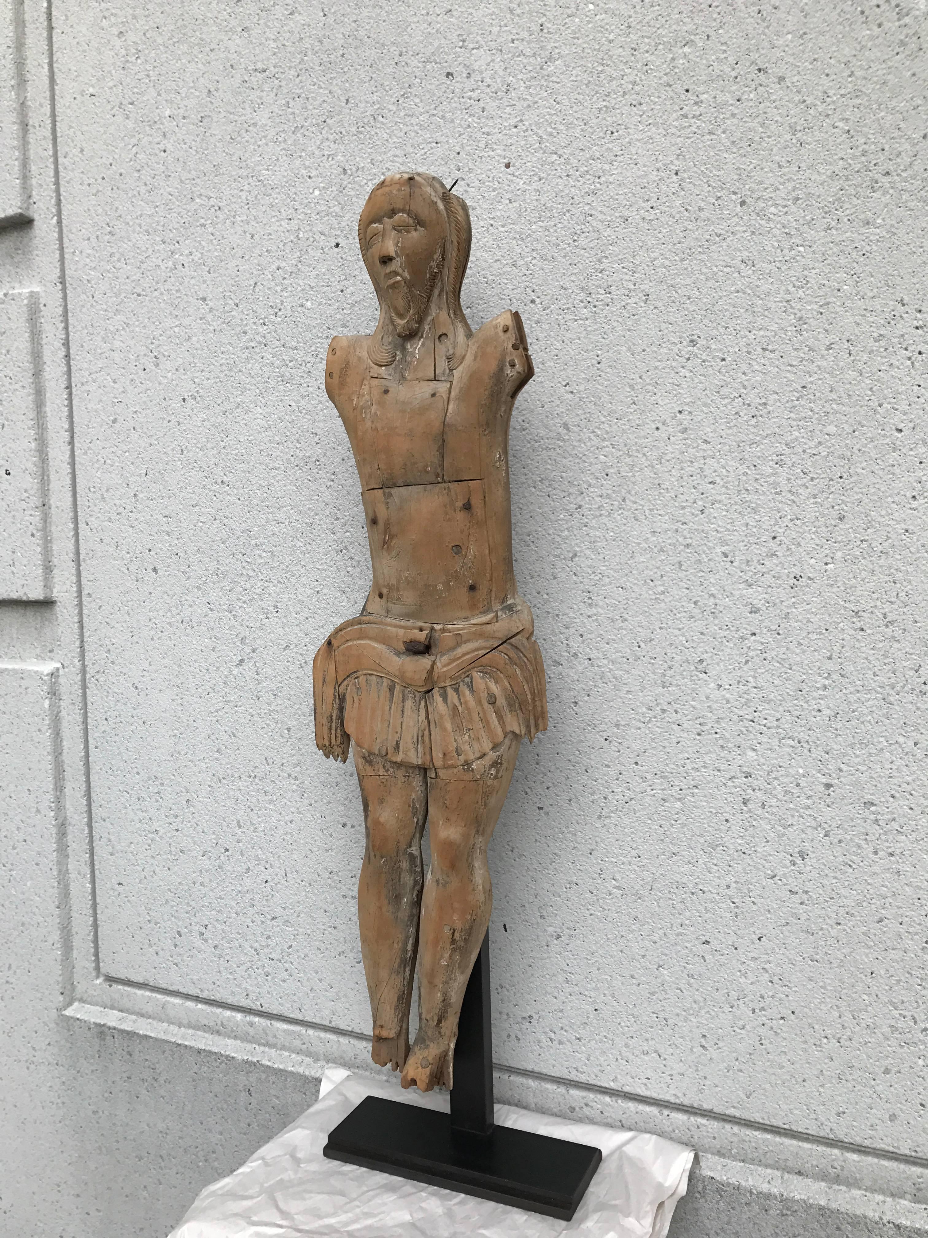 18th Century and Earlier 17th Century Spanish Baroque Chestnut Carving of Christ For Sale