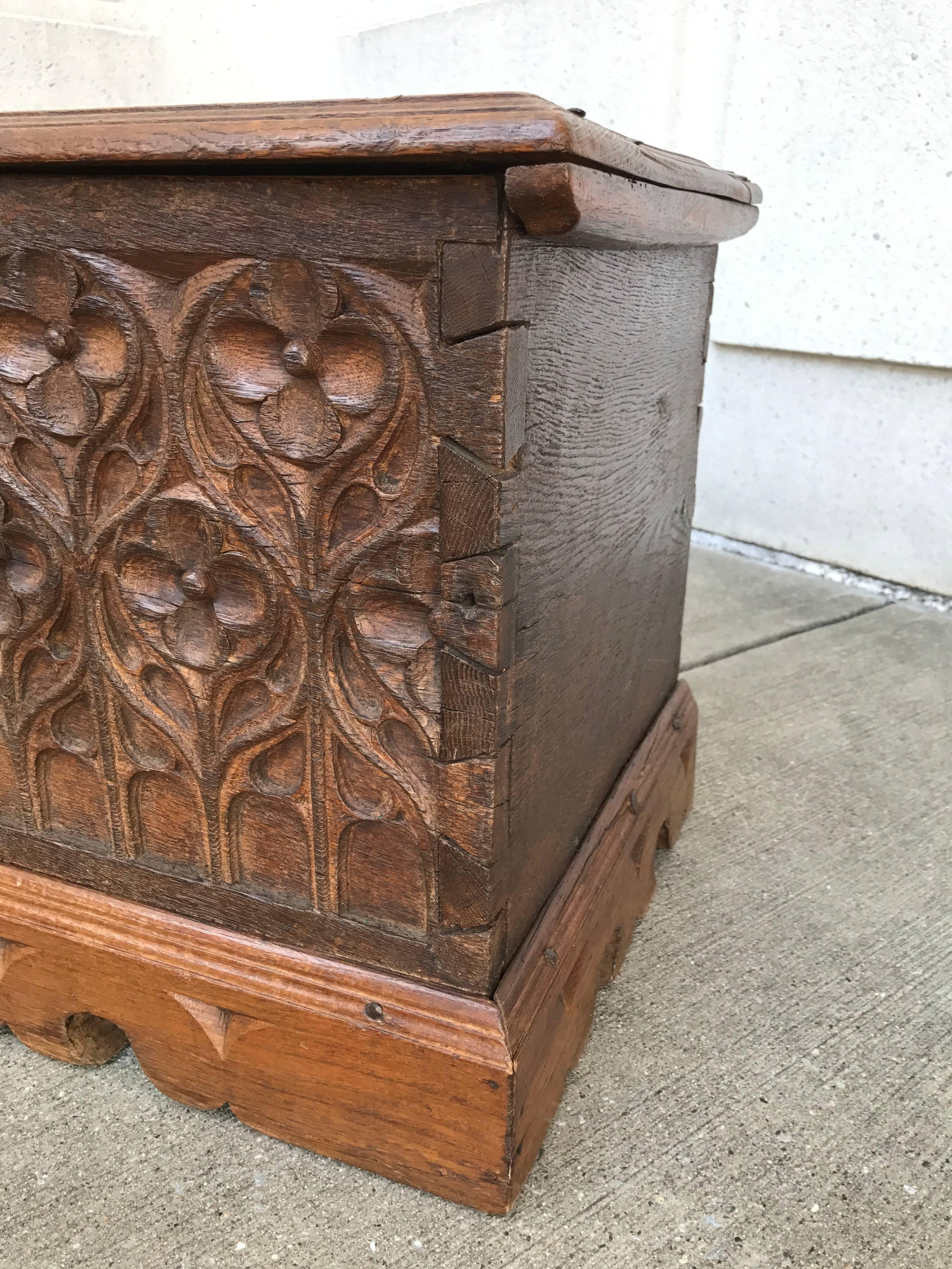 French Gothic Carved Oak Coffer 3