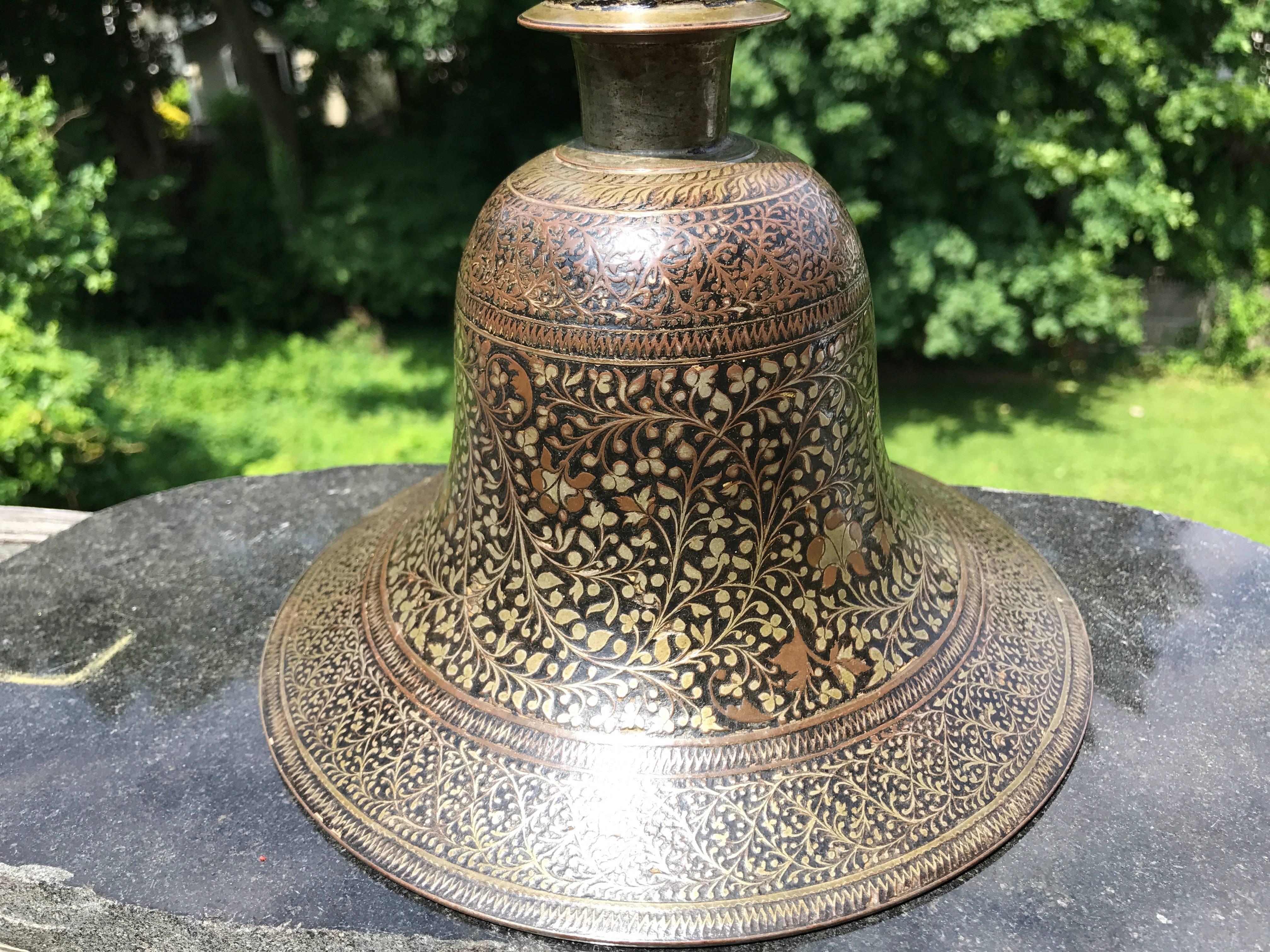 Anglo-Indian Indian Mughal Lacquered and Silver Inlaid Bidri Hookah Base