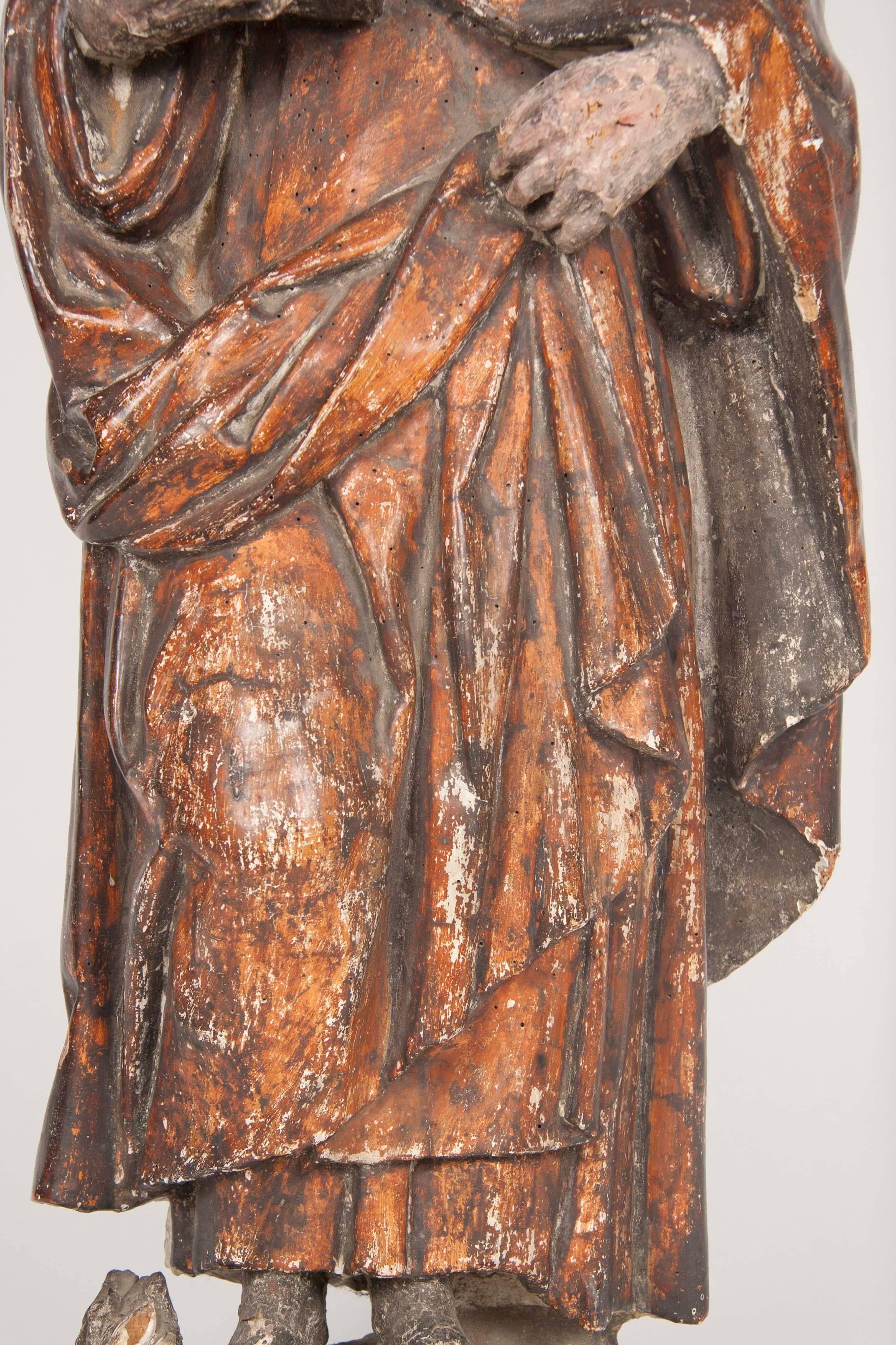 16th Century Italian Renaissance Carving of a Male Saint For Sale 2