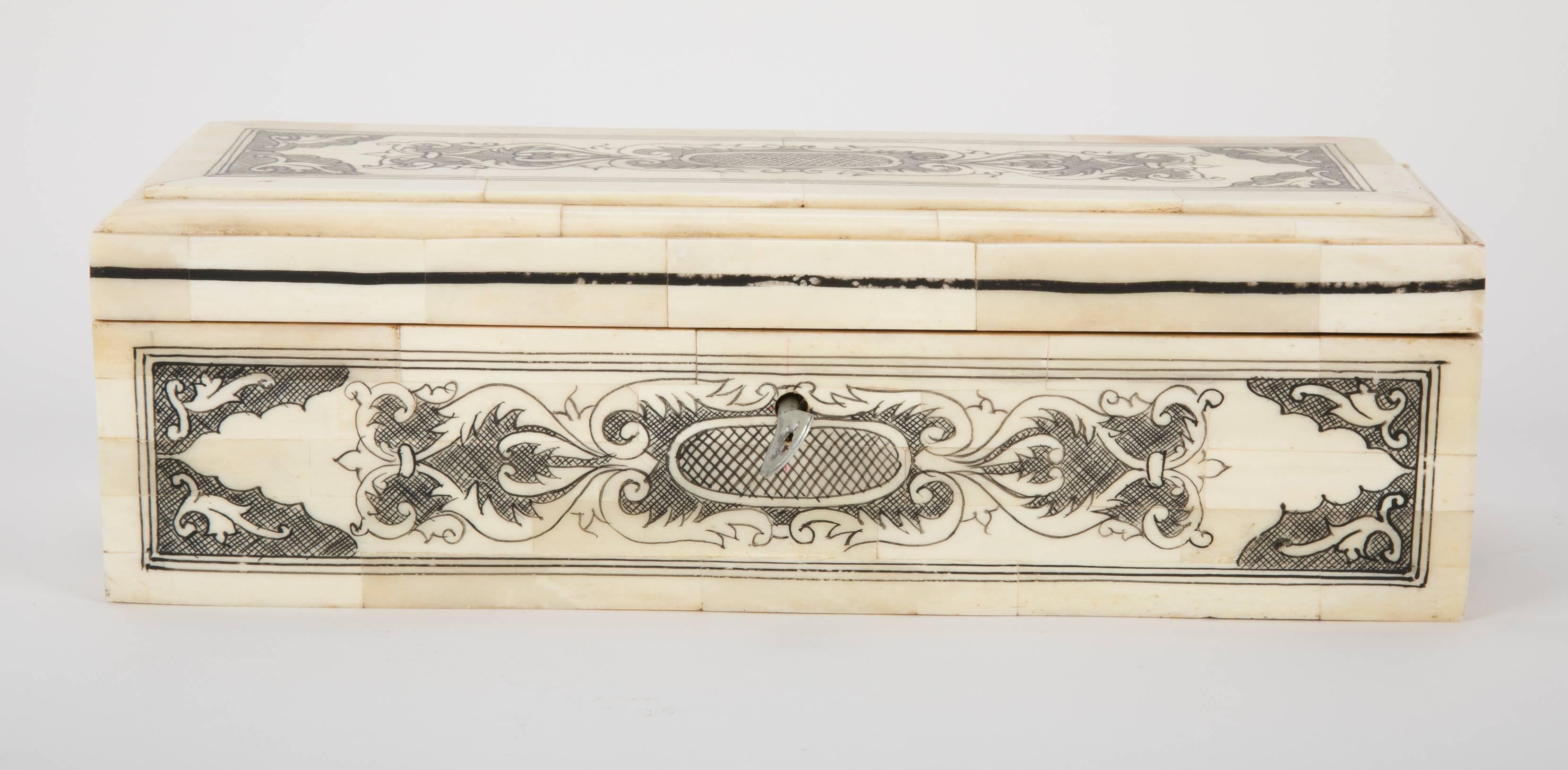 Anglo-Indian Bone Veneer Pen Box 3