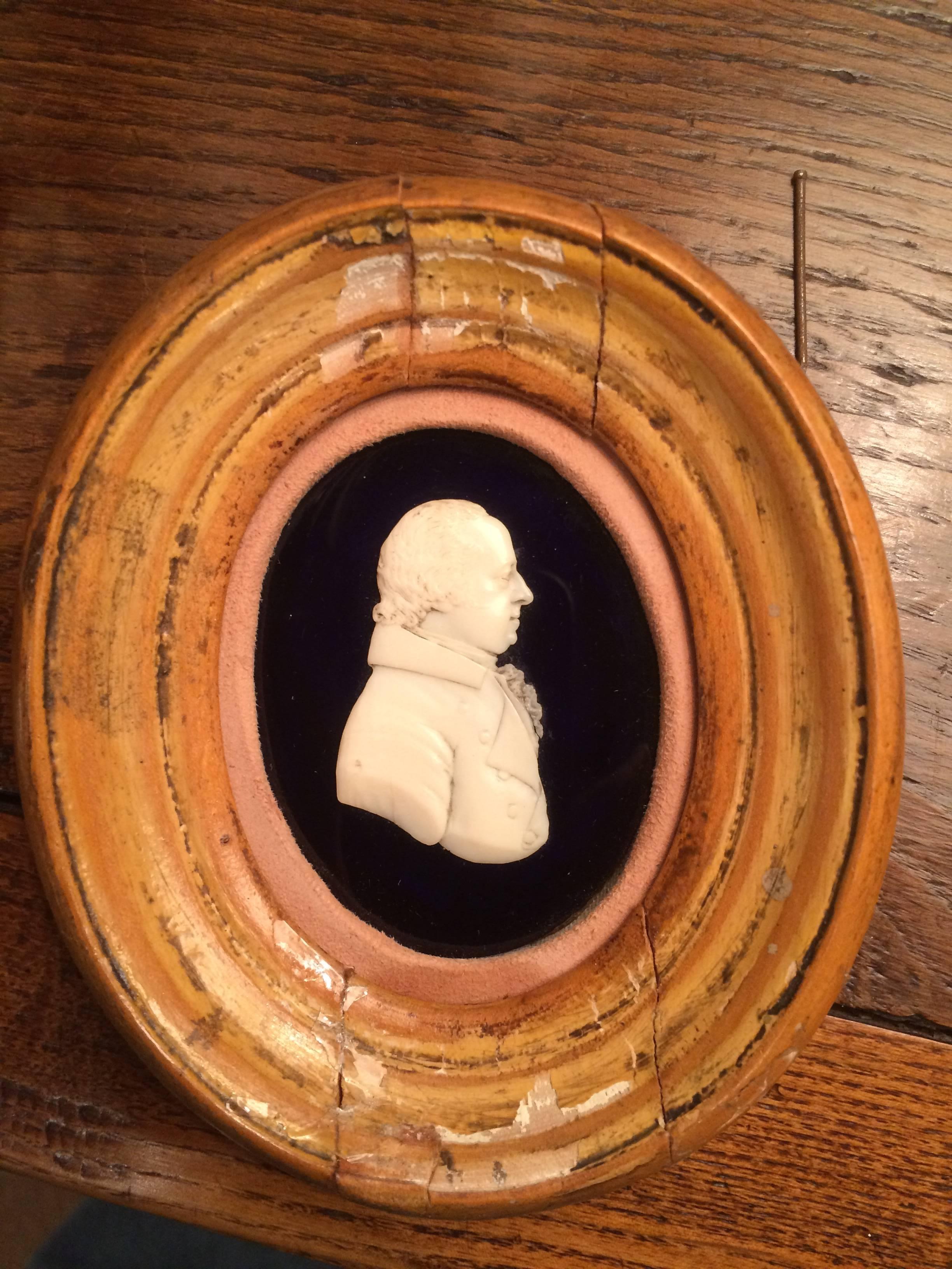 English Portrait Miniature of a Nobleman in Carved Bone In Good Condition In Stamford, CT
