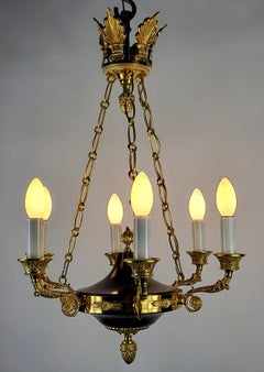 Lustre de style Empire en bronze doré