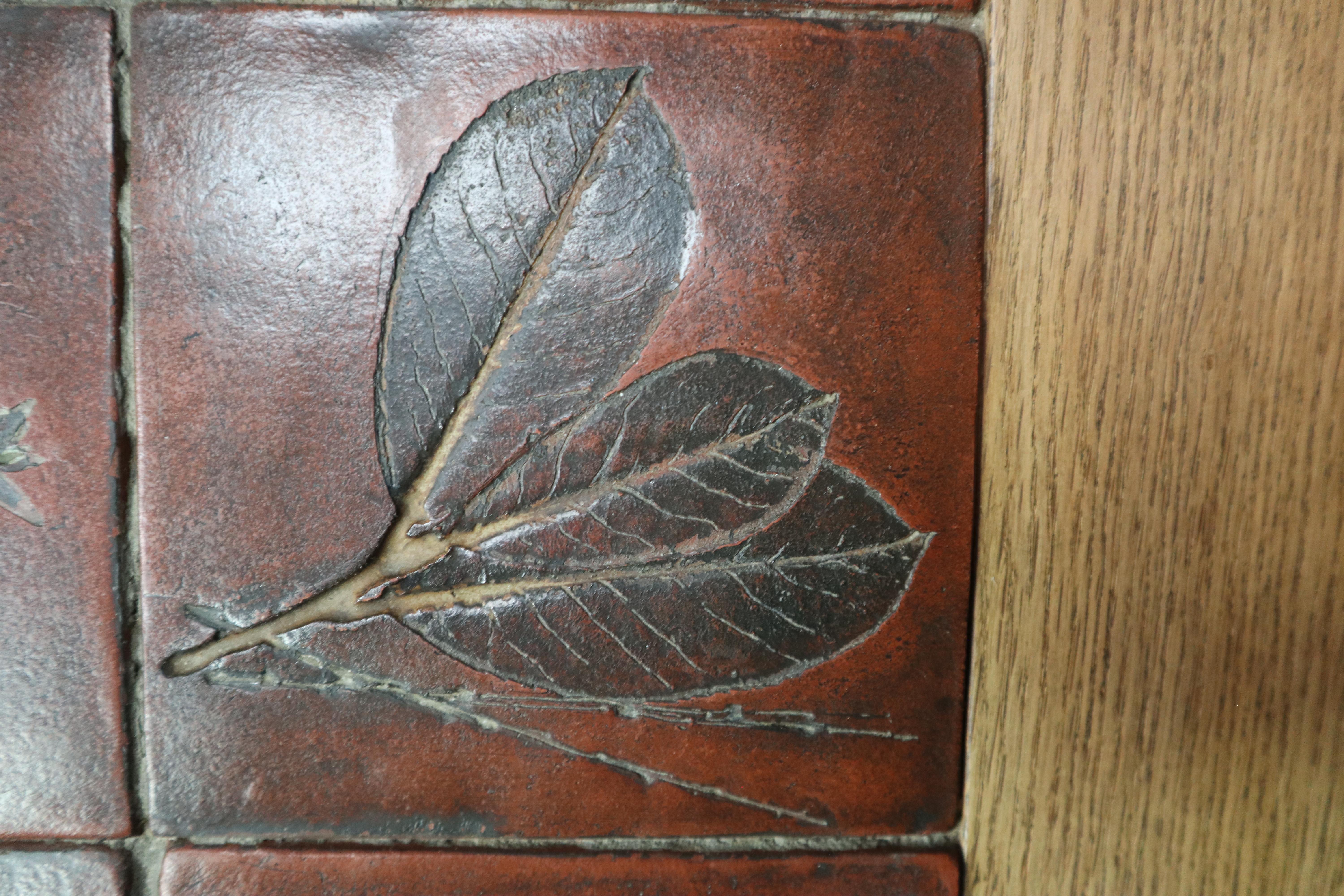 Mid-Century botanical ceramic tile coffee table in Oak, 1960s For Sale 3